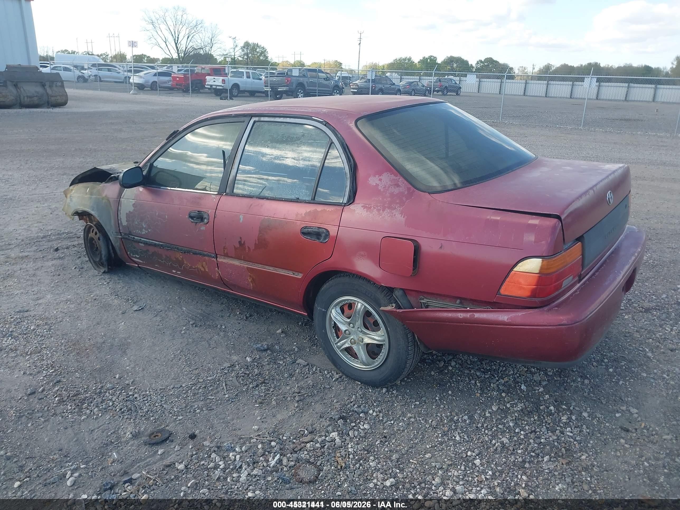 1995 Toyota Corolla Le/dx Red vin: 1NXAE09B5SZ258256