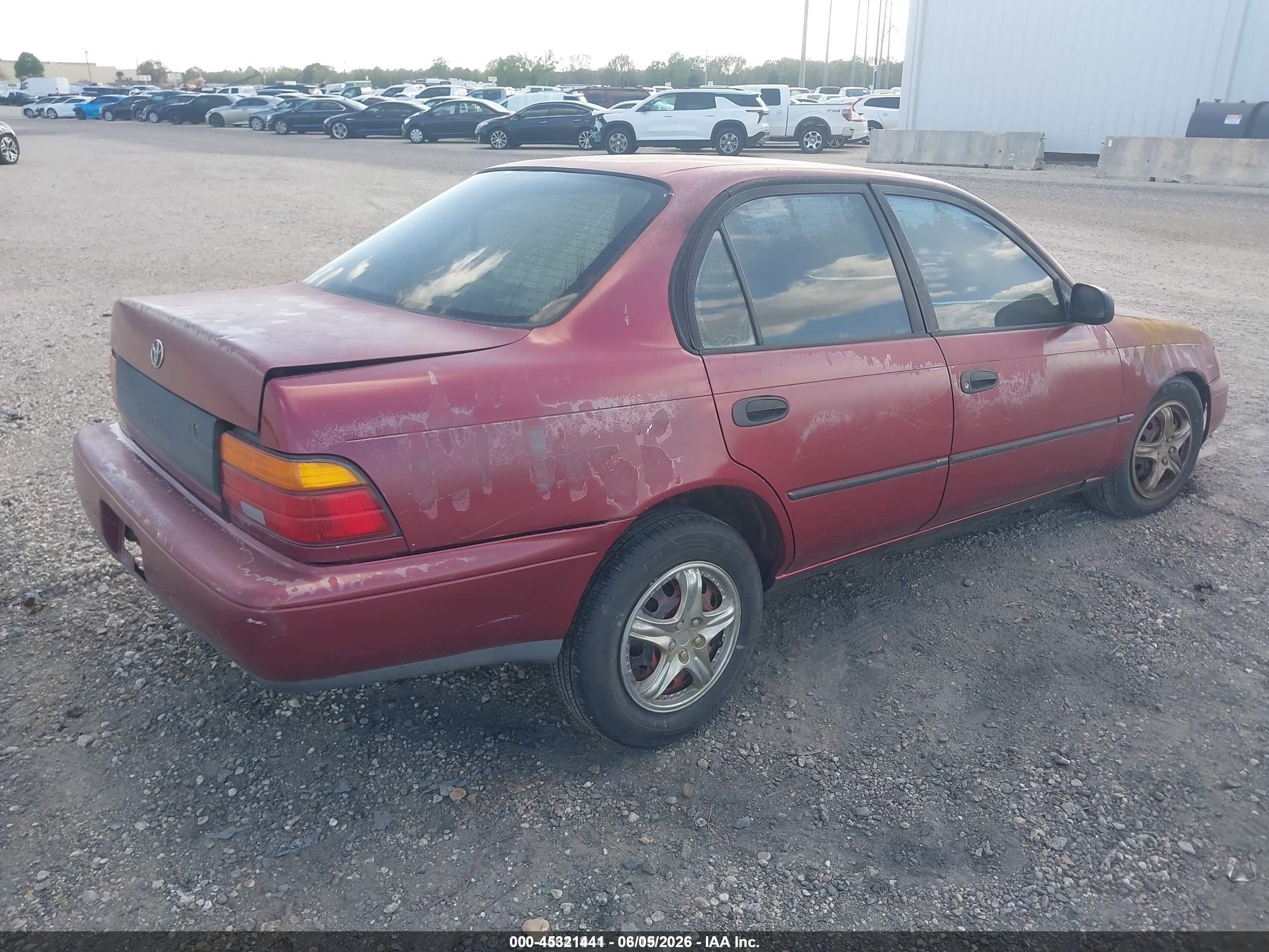 1995 Toyota Corolla Le/dx Red vin: 1NXAE09B5SZ258256