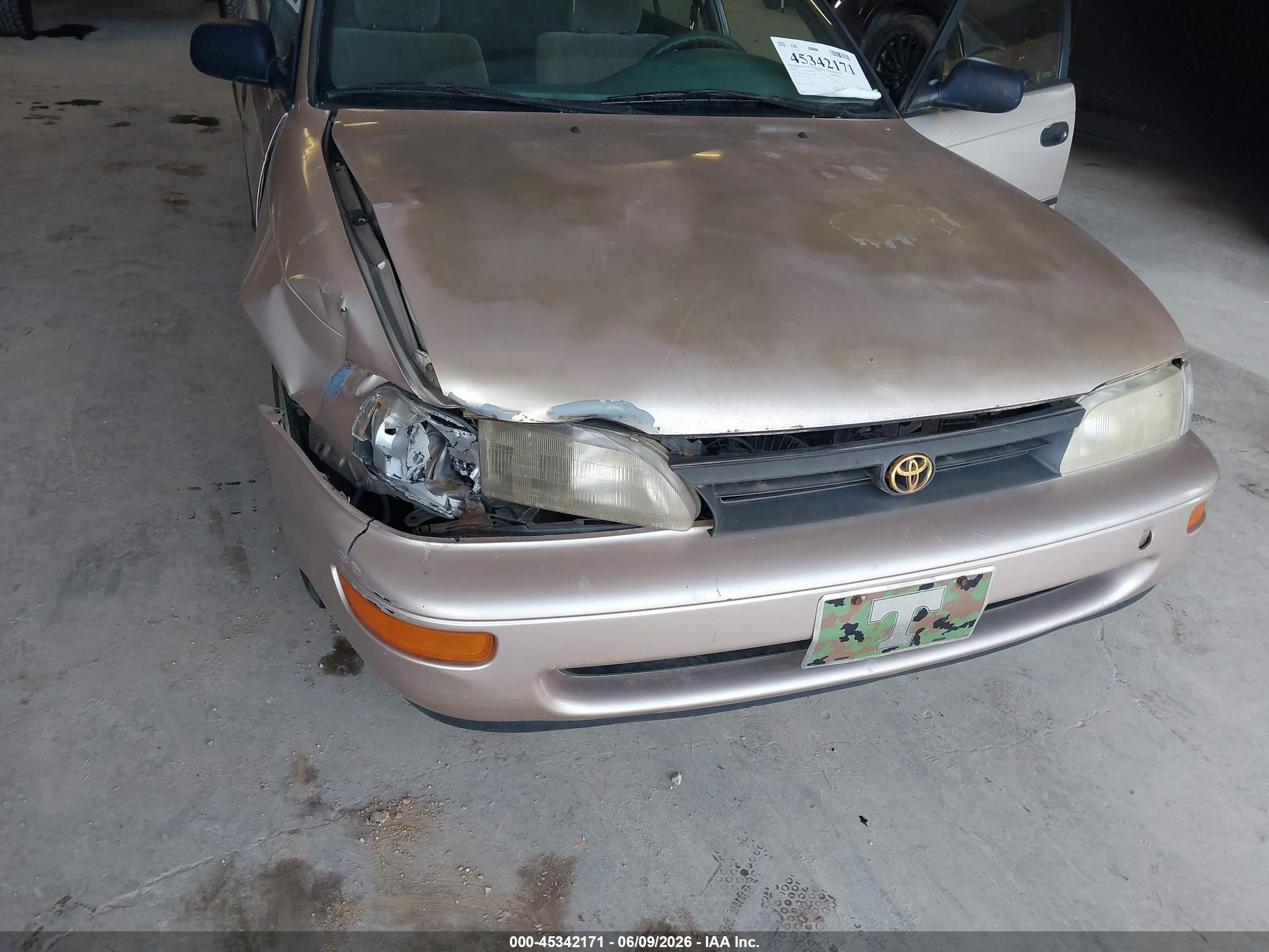 1995 Toyota Corolla Le/dx Gold vin: 1NXAE09B7SZ334088