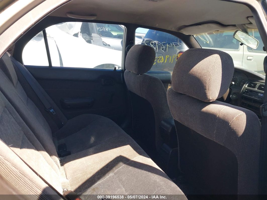 1993 Toyota Corolla Le/dx Золотой vin: 1NXAE09E2PZ068805