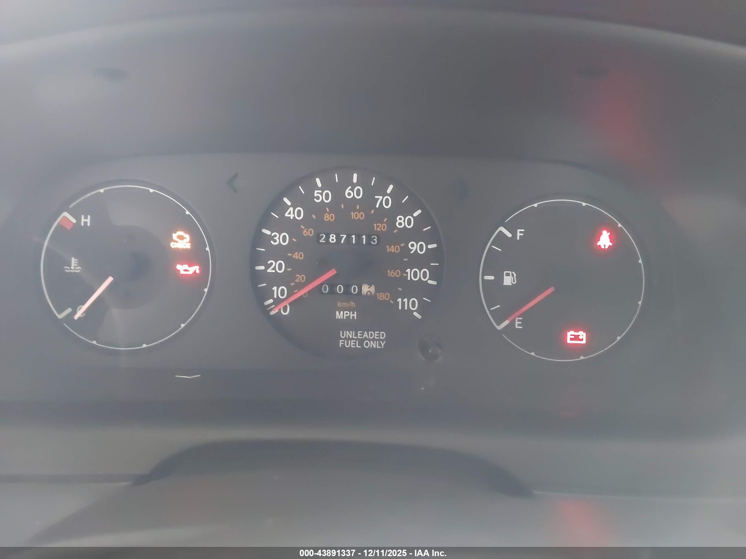 1993 Toyota Corolla Le/dx Silver vin: 1NXAE09E5PZ047334