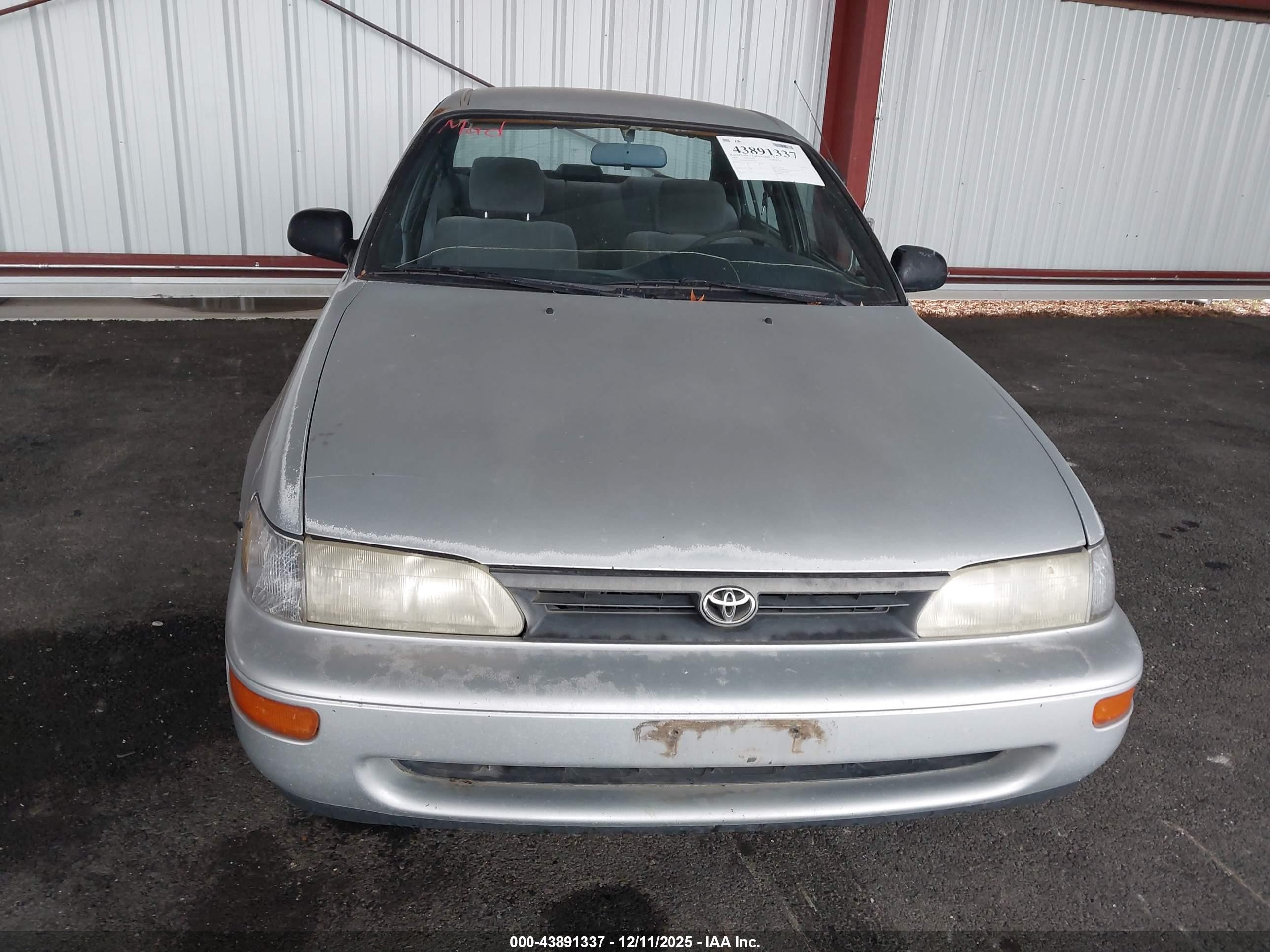 1993 Toyota Corolla Le/dx Silver vin: 1NXAE09E5PZ047334