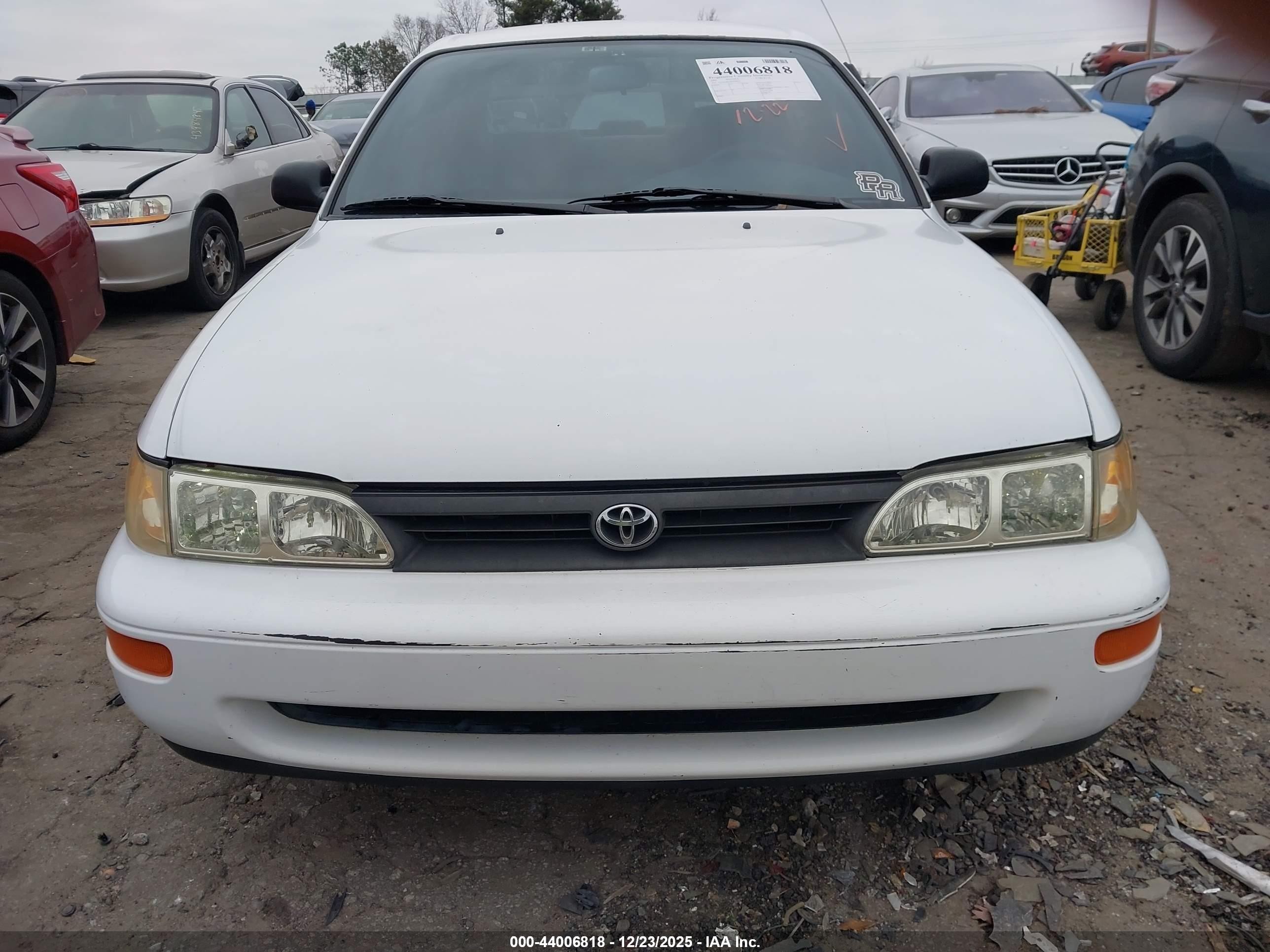1993 Toyota Corolla Le/dx Белый vin: 1NXAE09E6PZ039422