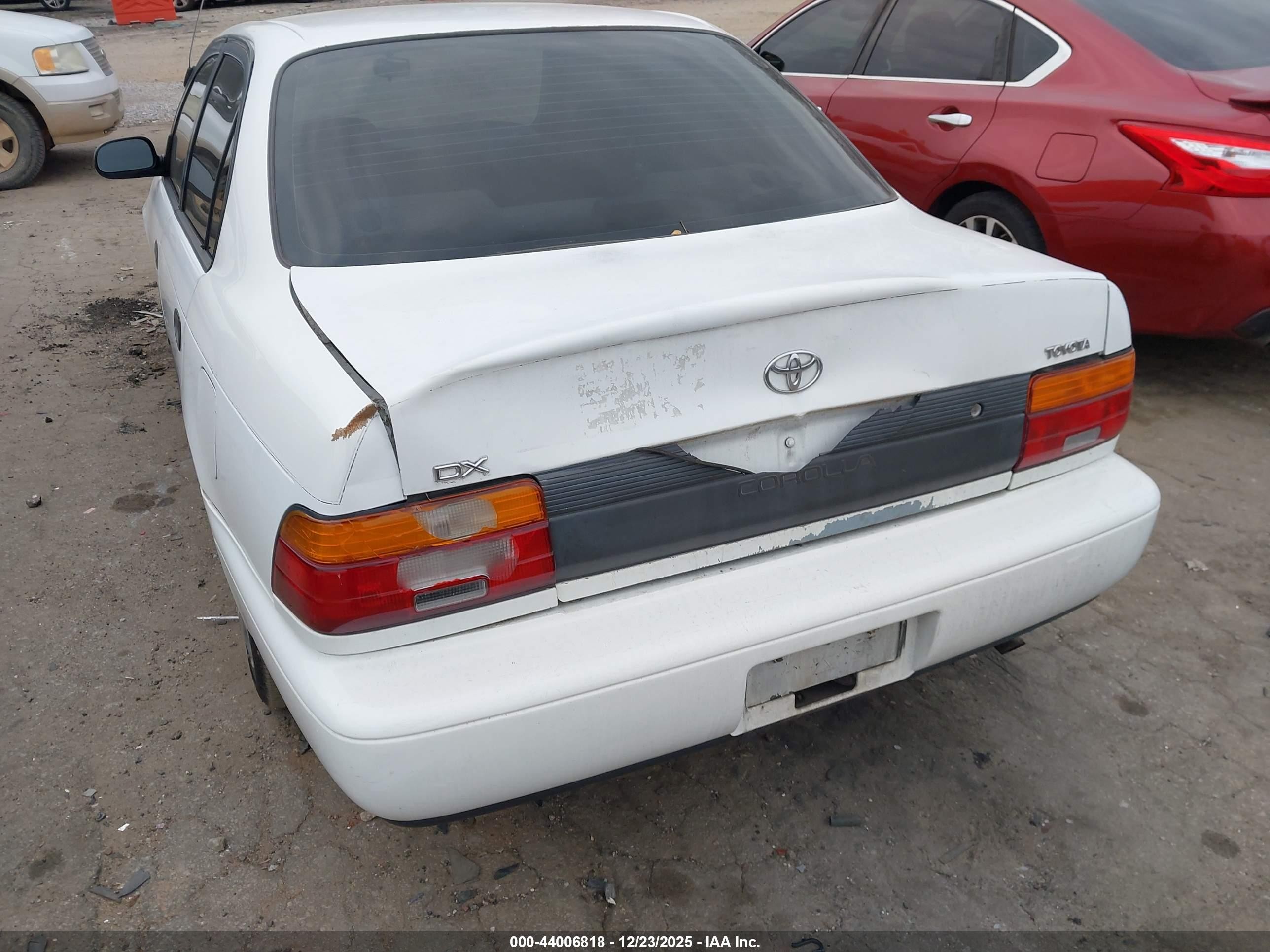 1993 Toyota Corolla Le/dx Белый vin: 1NXAE09E6PZ039422