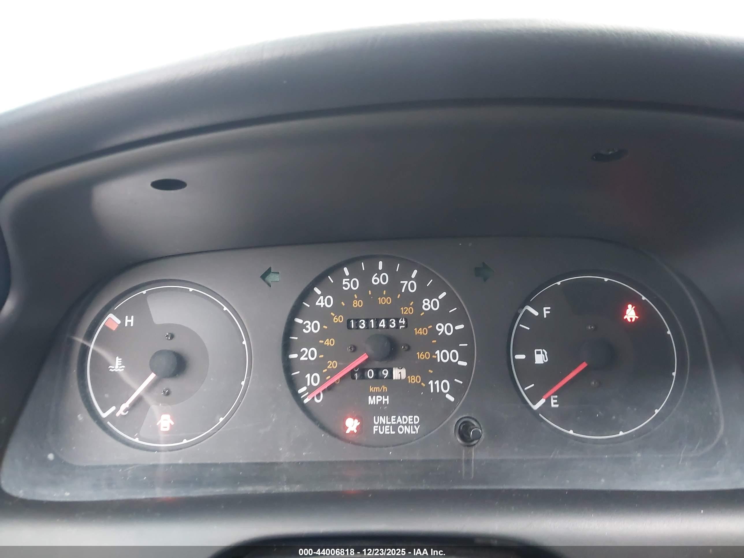 1993 Toyota Corolla Le/dx Белый vin: 1NXAE09E6PZ039422