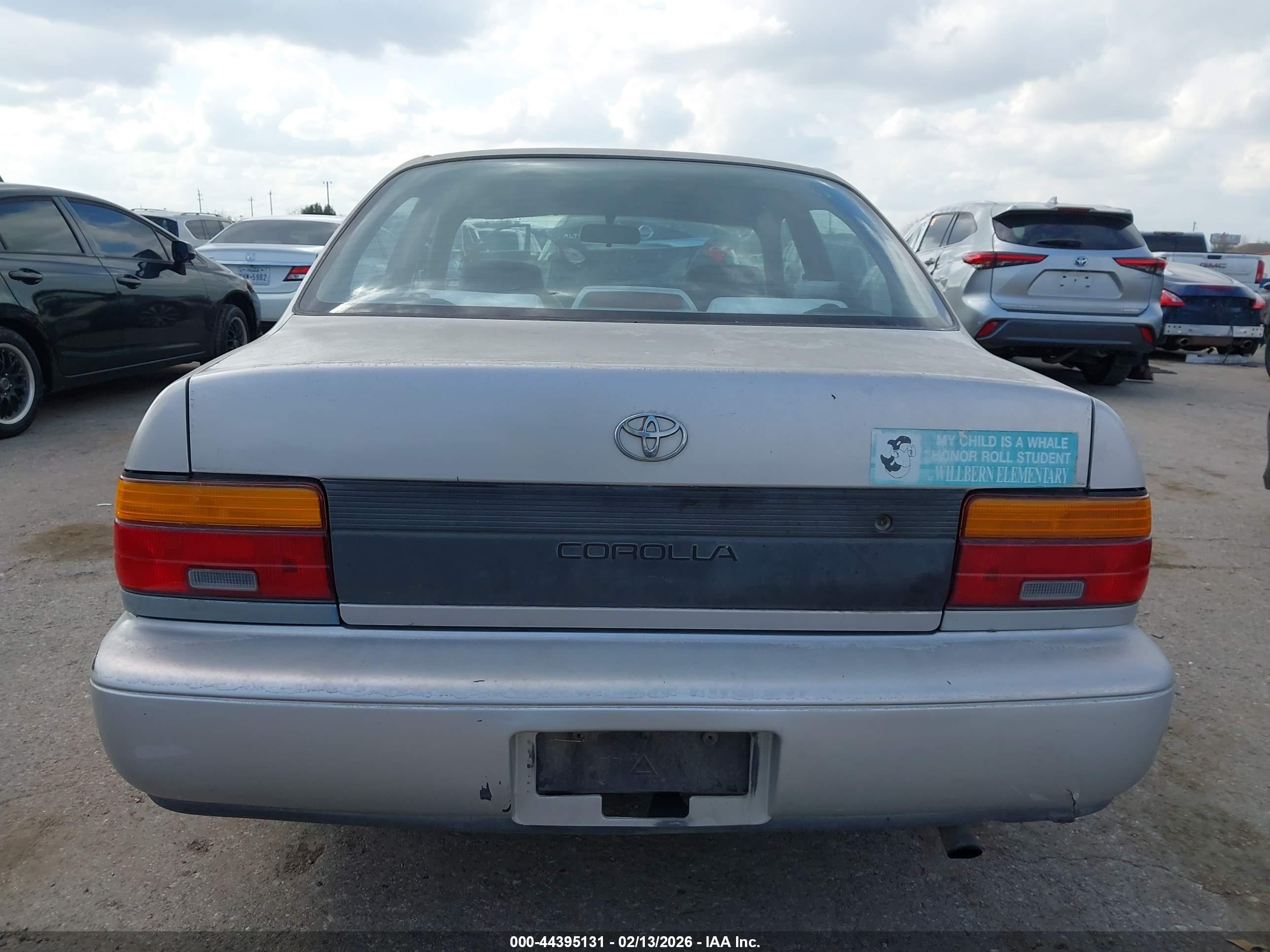 1993 Toyota Corolla Le/dx Серебряный vin: 1NXAE09E8PZ060658