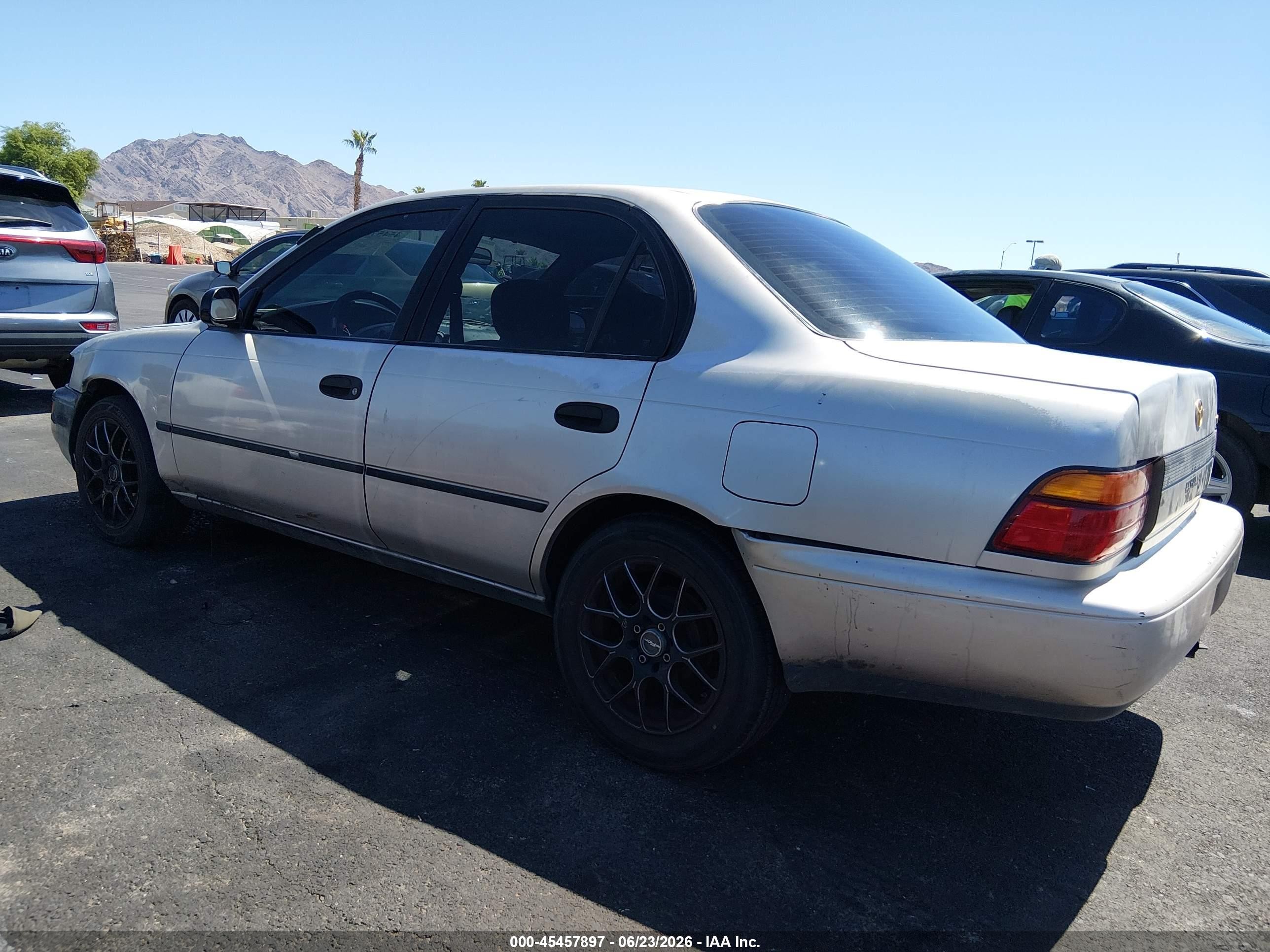 1993 Toyota Corolla Le/dx Tan vin: 1NXAE09E9PZ092616