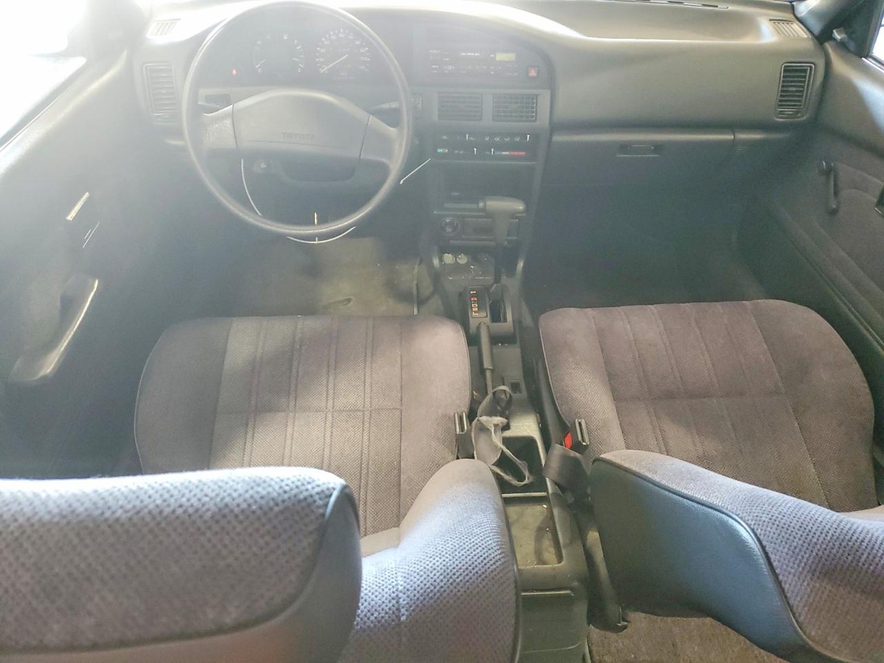 1992 Toyota Corolla Dlx Серый vin: 1NXAE94A3NZ381769