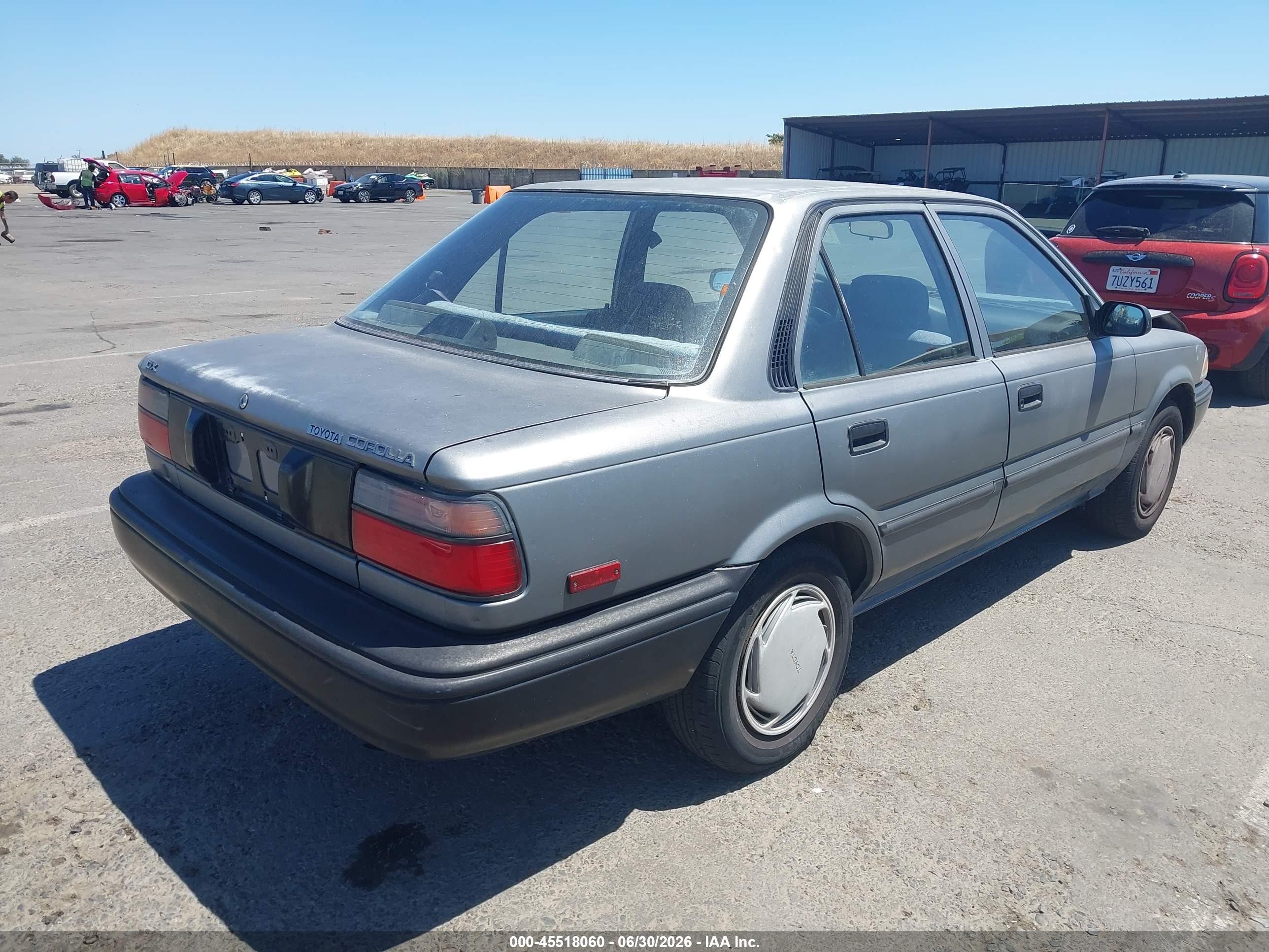 1990 Toyota Corolla Dlx Silver vin: 1NXAE94A6LZ160938