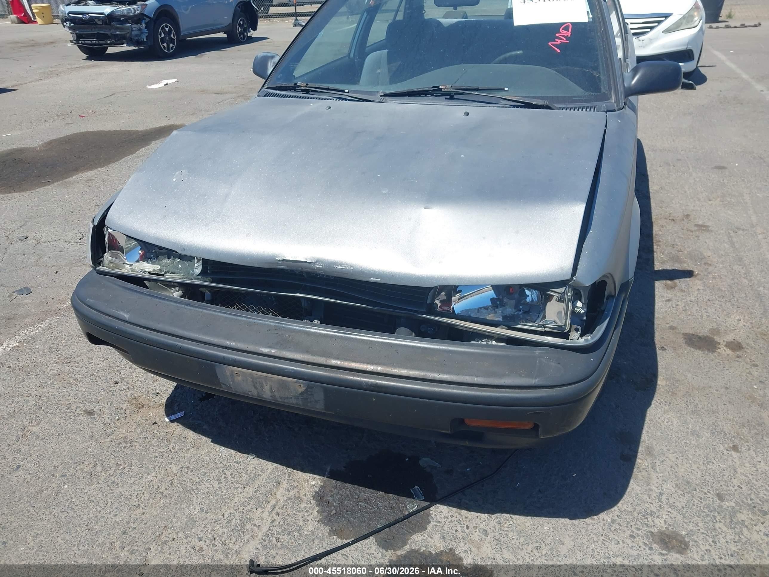 1990 Toyota Corolla Dlx Silver vin: 1NXAE94A6LZ160938
