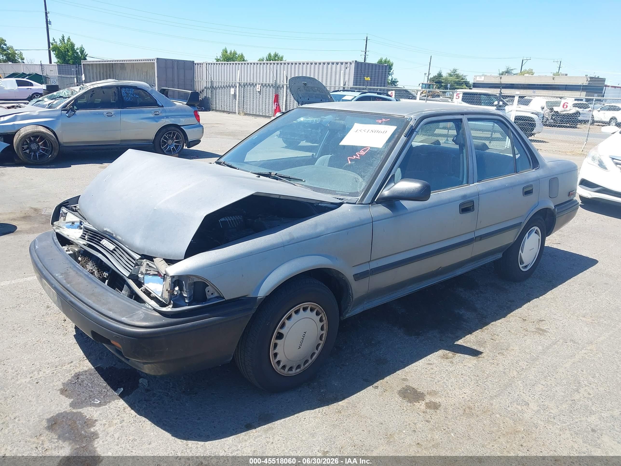 1990 Toyota Corolla Dlx Silver vin: 1NXAE94A6LZ160938