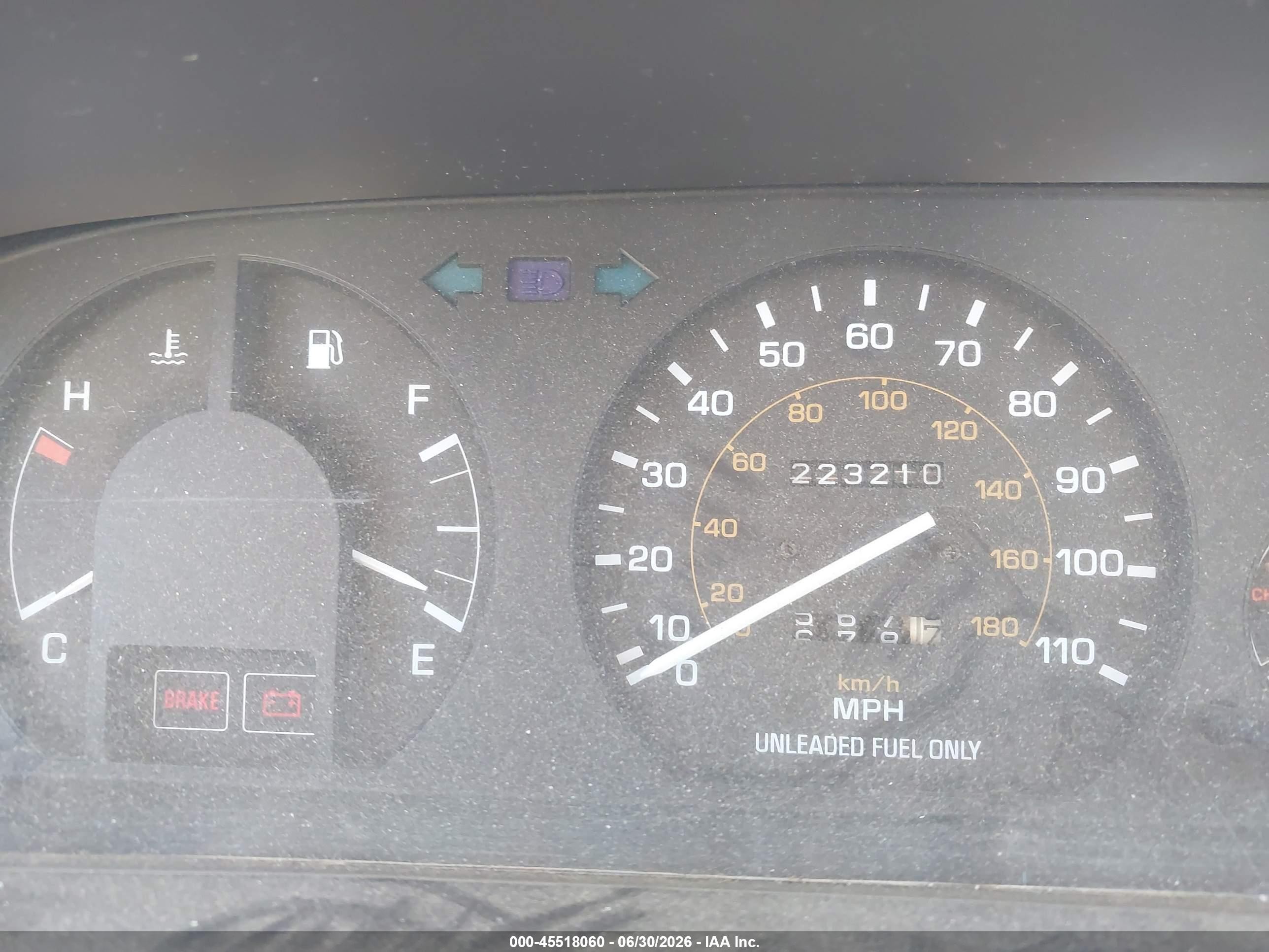 1990 Toyota Corolla Dlx Silver vin: 1NXAE94A6LZ160938