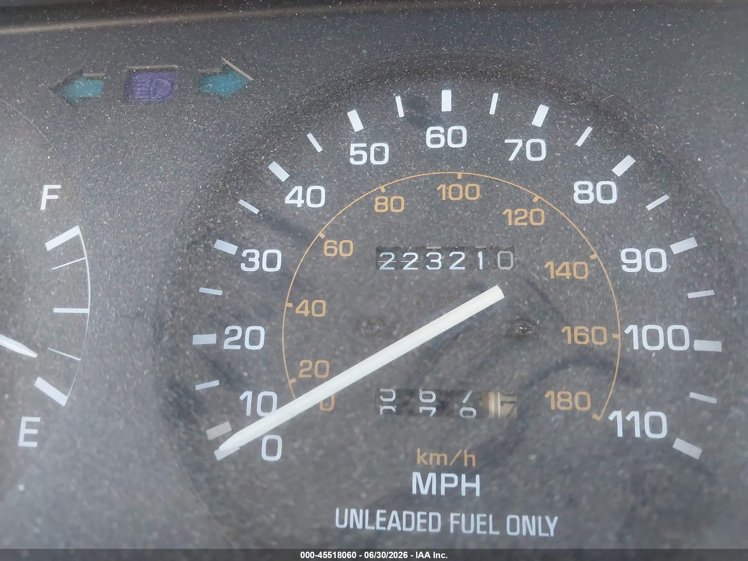 1990 Toyota Corolla Dlx Silver vin: 1NXAE94A6LZ160938