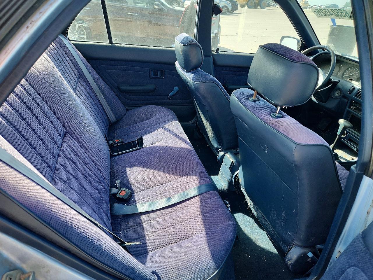 1992 Toyota Corolla Deluxe Blue vin: 1NXAE94A6NZ378543