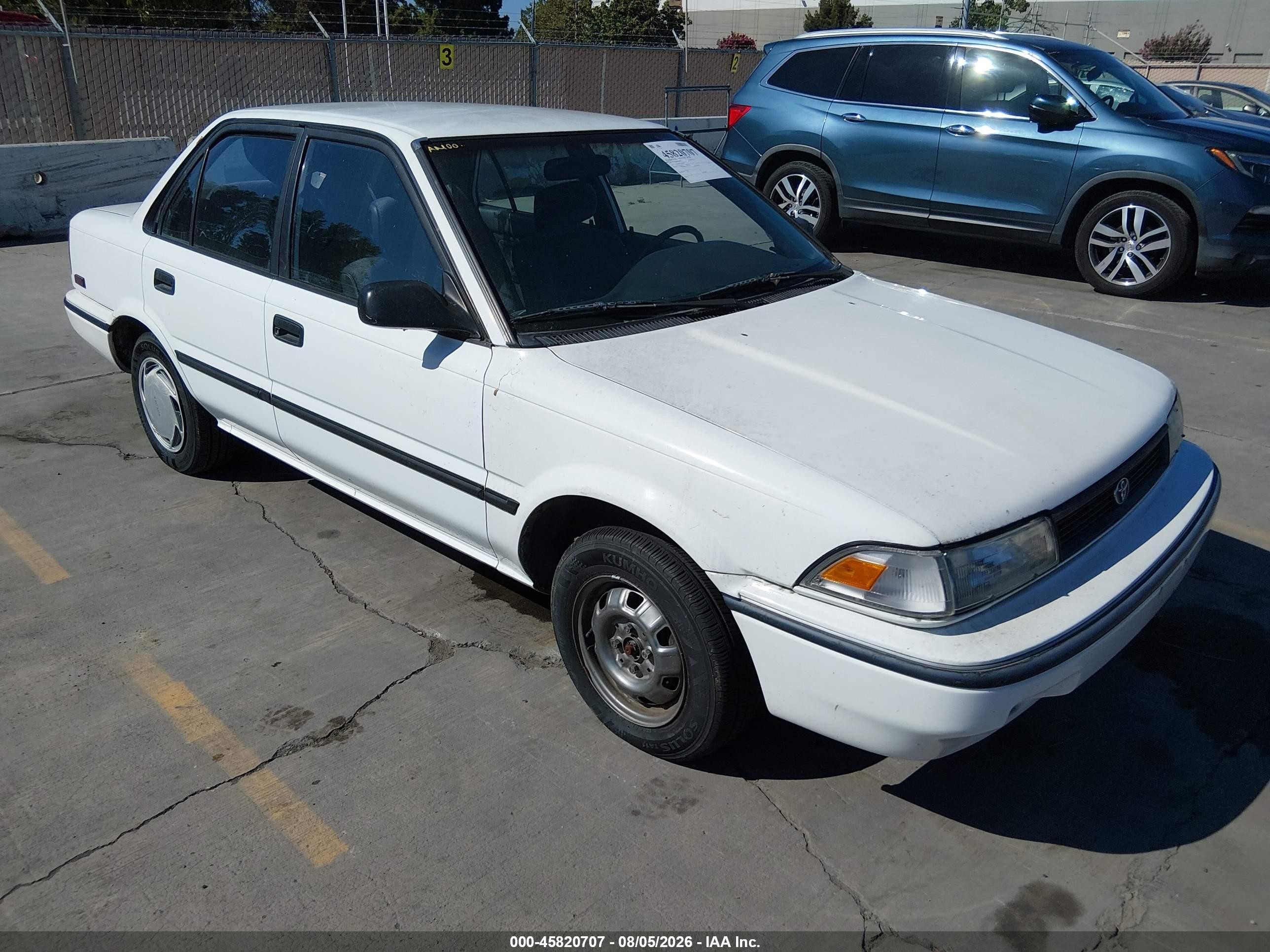 1991 Toyota Corolla Dlx White vin: 1NXAE94AXMZ175945