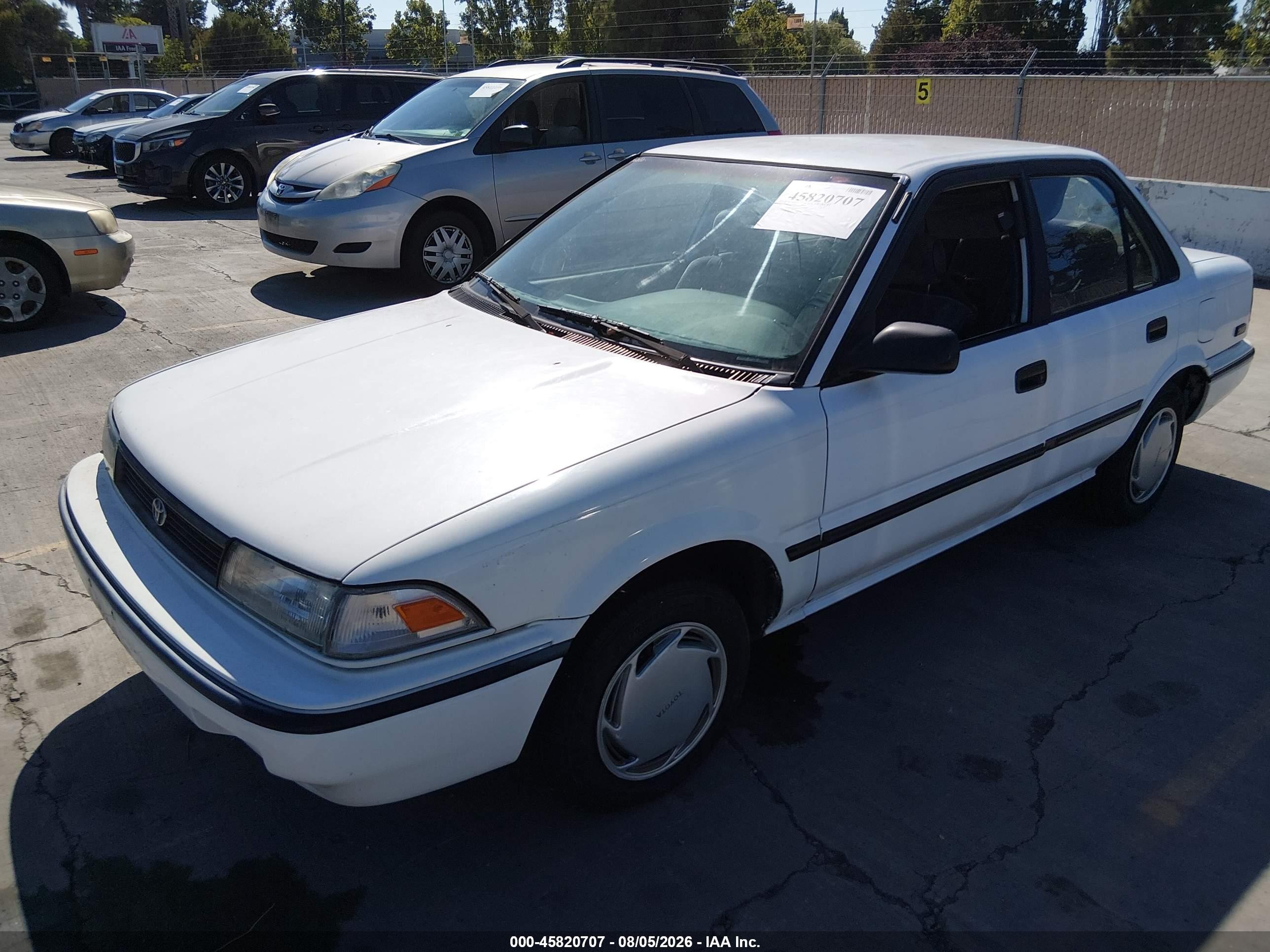 1991 Toyota Corolla Dlx White vin: 1NXAE94AXMZ175945