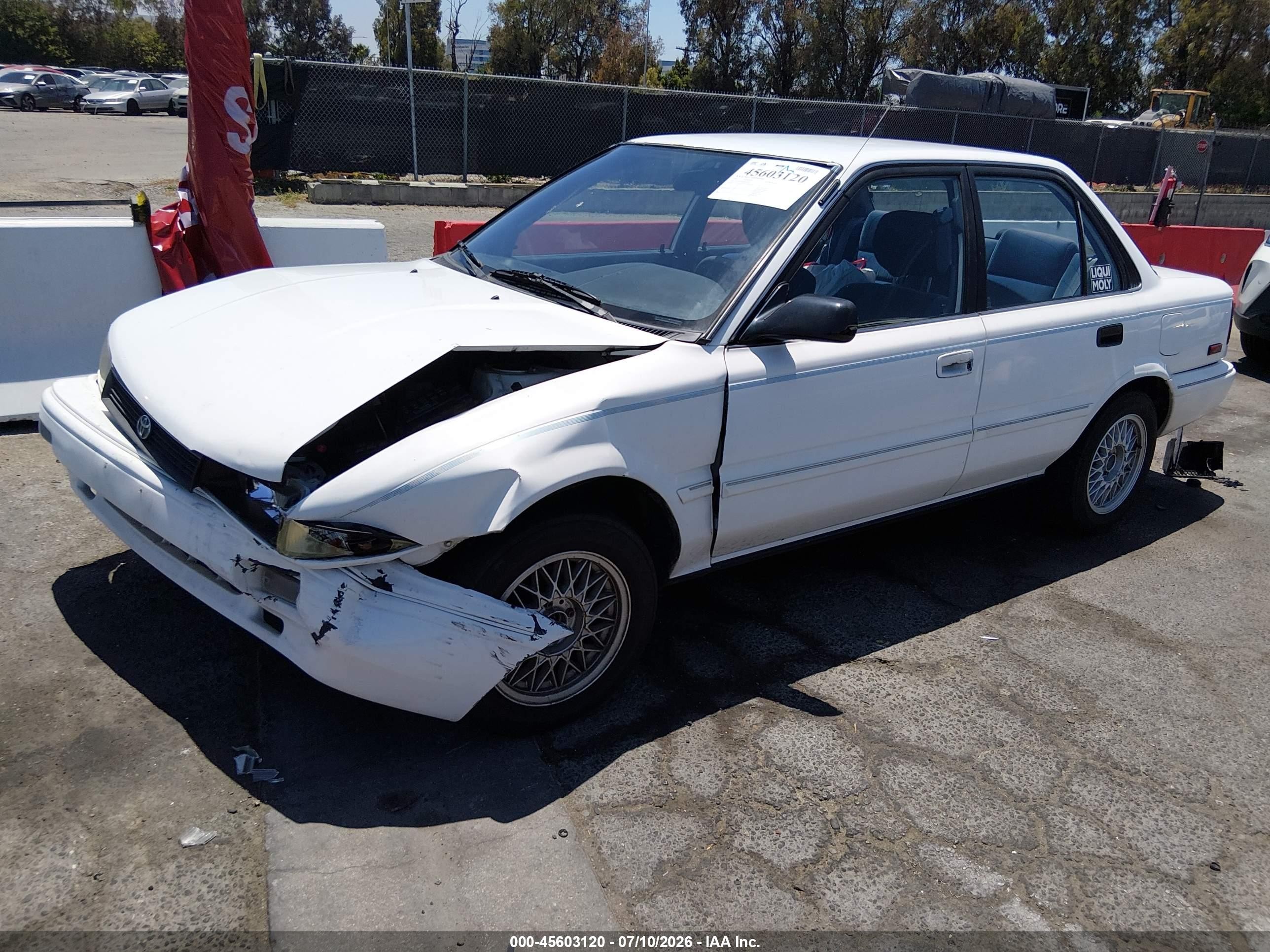1992 Toyota Corolla Le/dlx White vin: 1NXAE97A8NZ310207