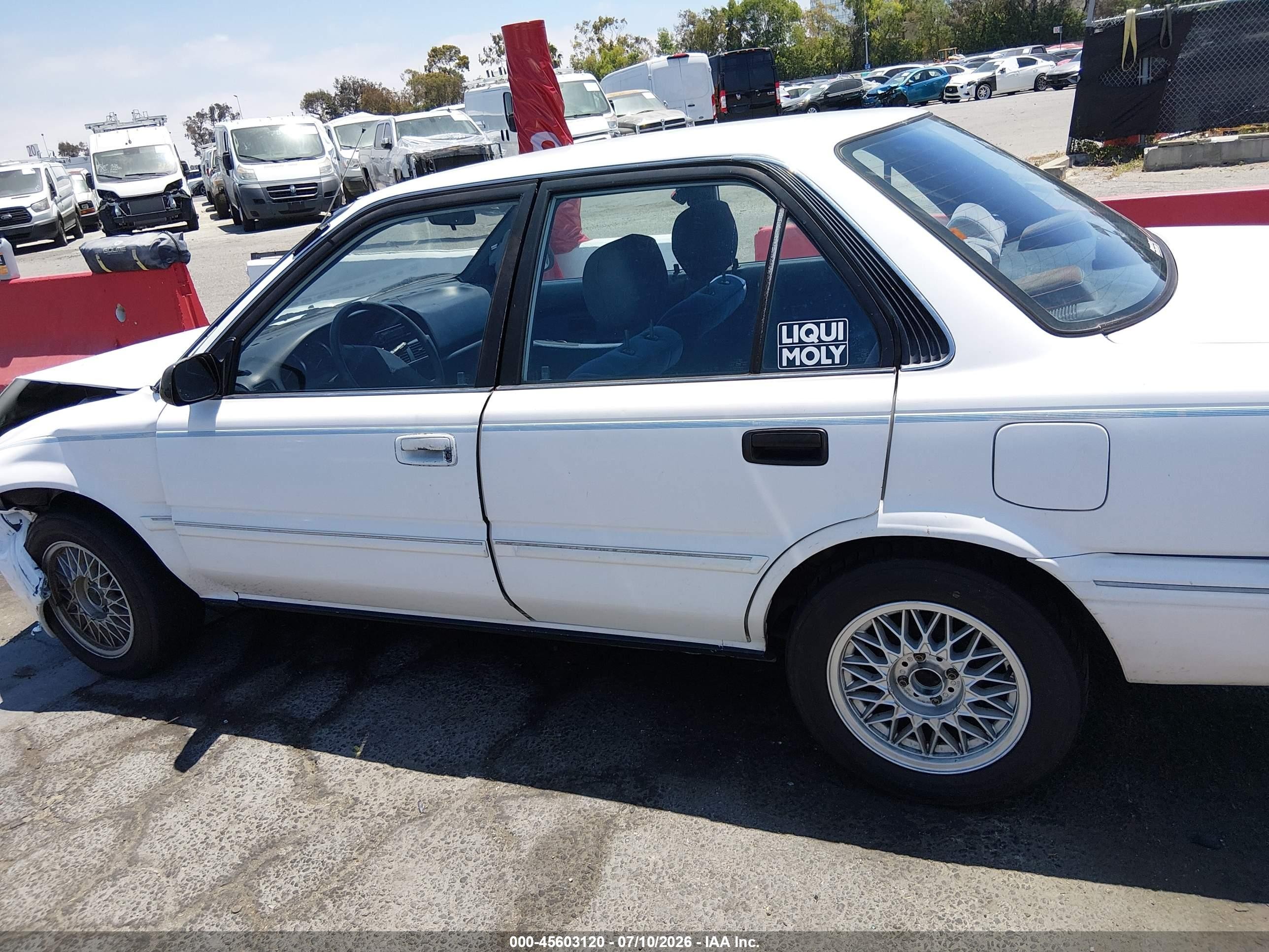 1992 Toyota Corolla Le/dlx White vin: 1NXAE97A8NZ310207