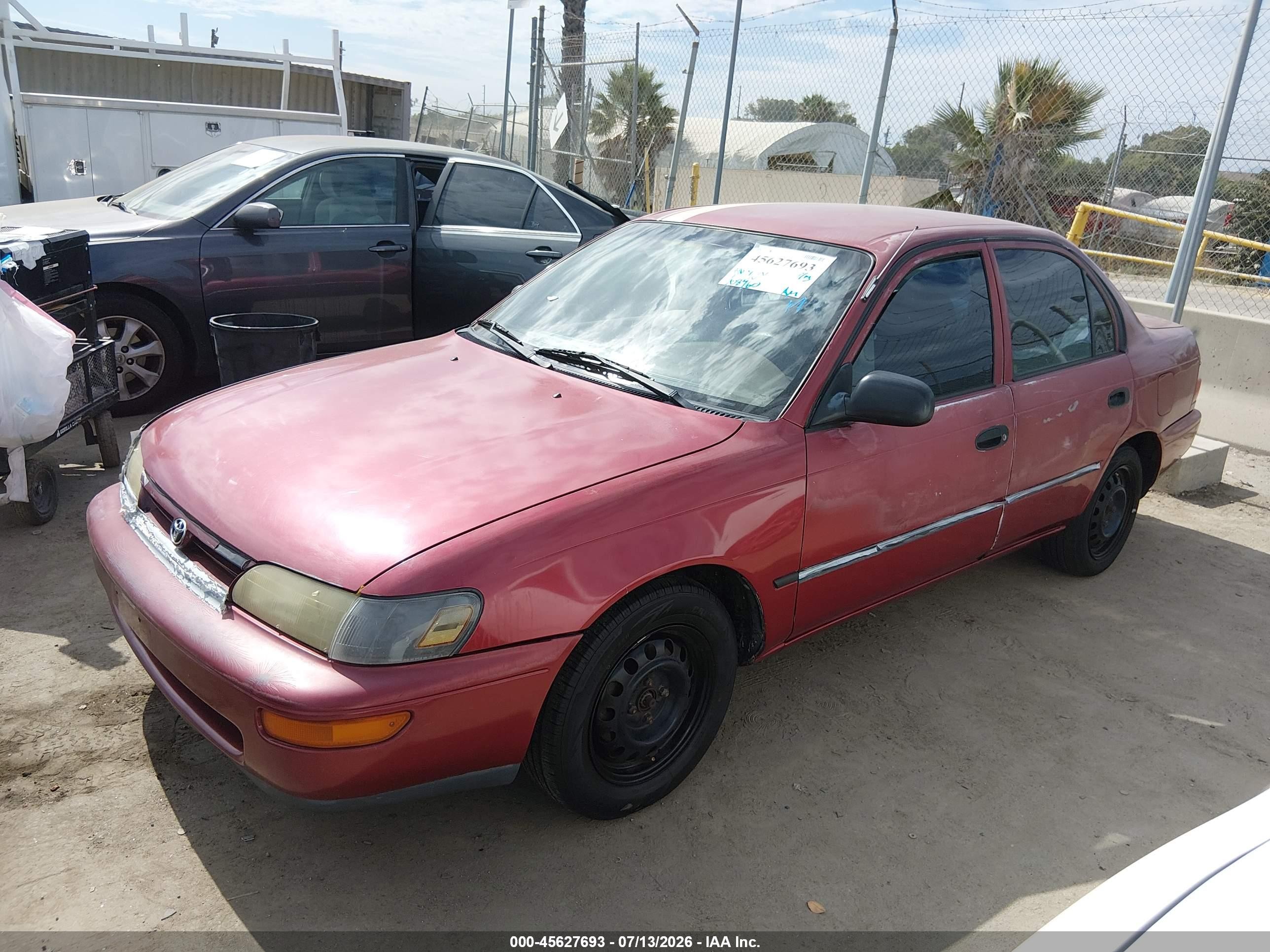 1997 Toyota Corolla Ce Red vin: 1NXBA02E1VZ552536