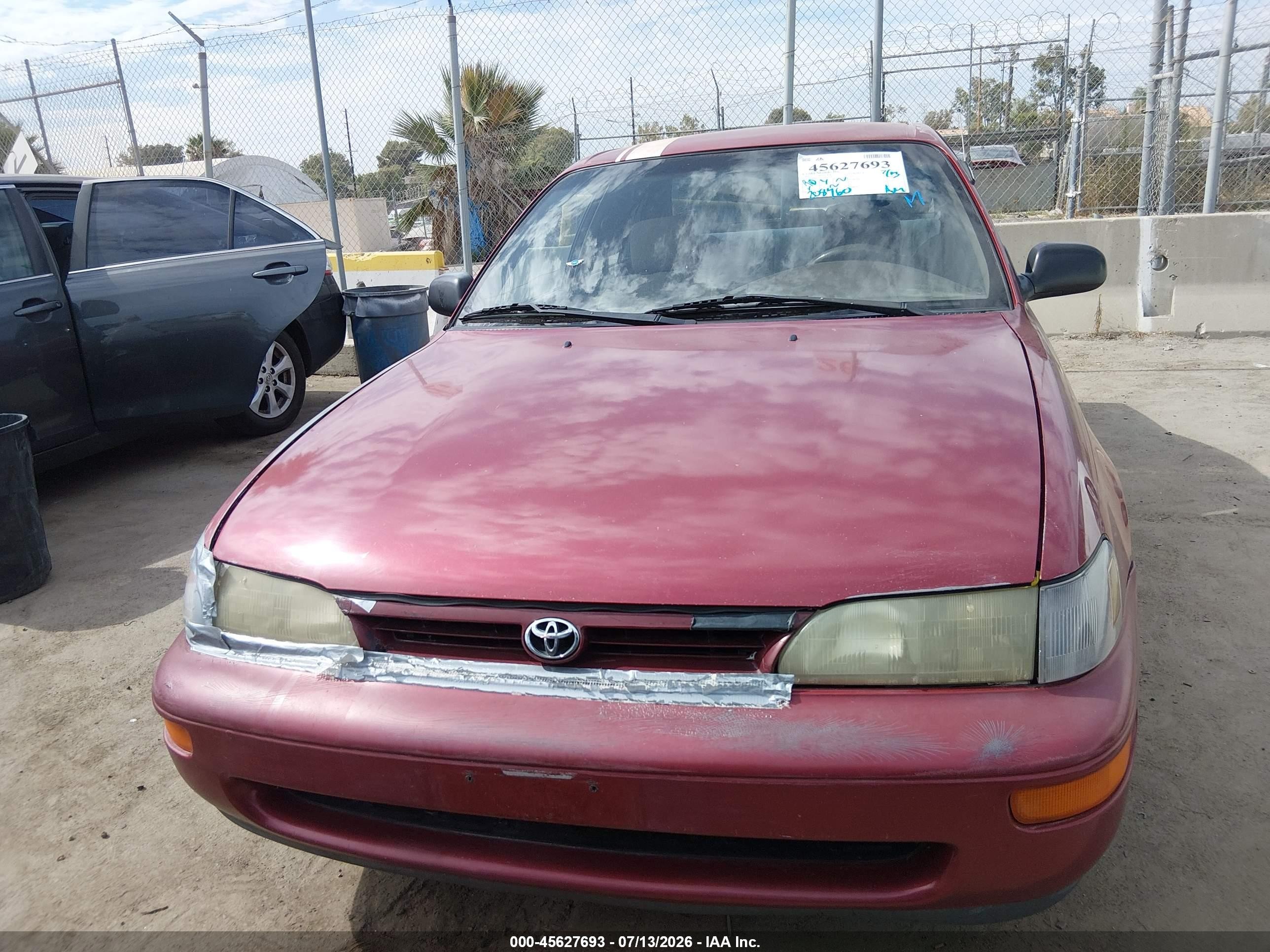 1997 Toyota Corolla Ce Red vin: 1NXBA02E1VZ552536