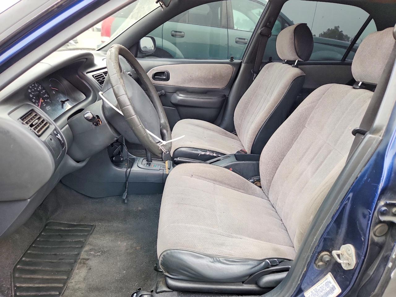 1997 Toyota Corolla Base Two Tone vin: 1NXBA02E1VZ561978