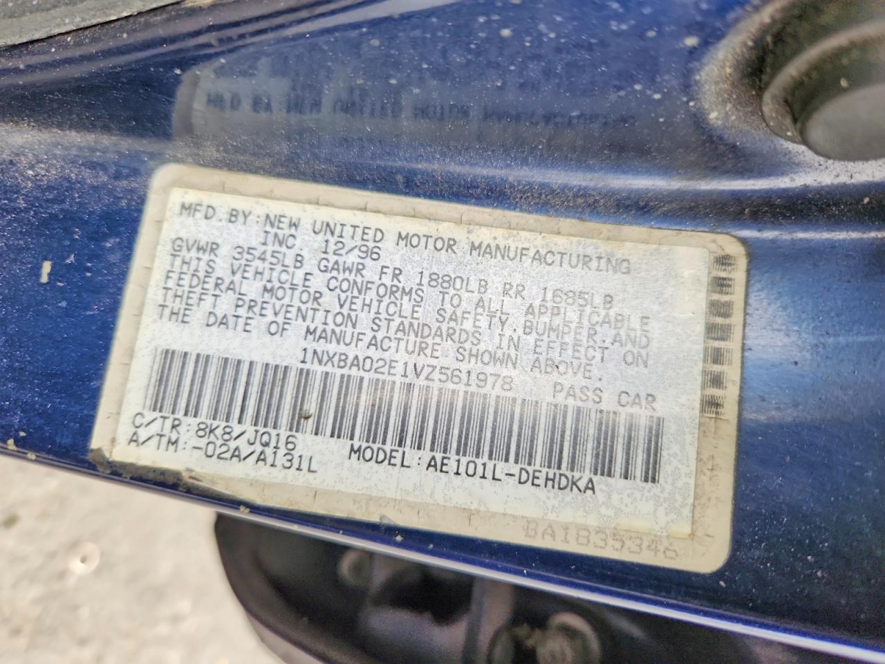 1997 Toyota Corolla Base Two Tone vin: 1NXBA02E1VZ561978