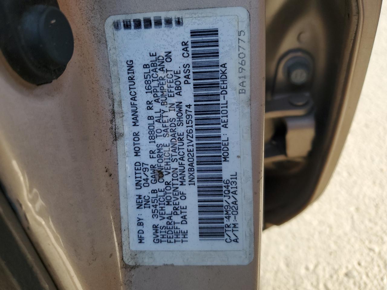 1997 Toyota Corolla Base Серебряный vin: 1NXBA02E1VZ615974