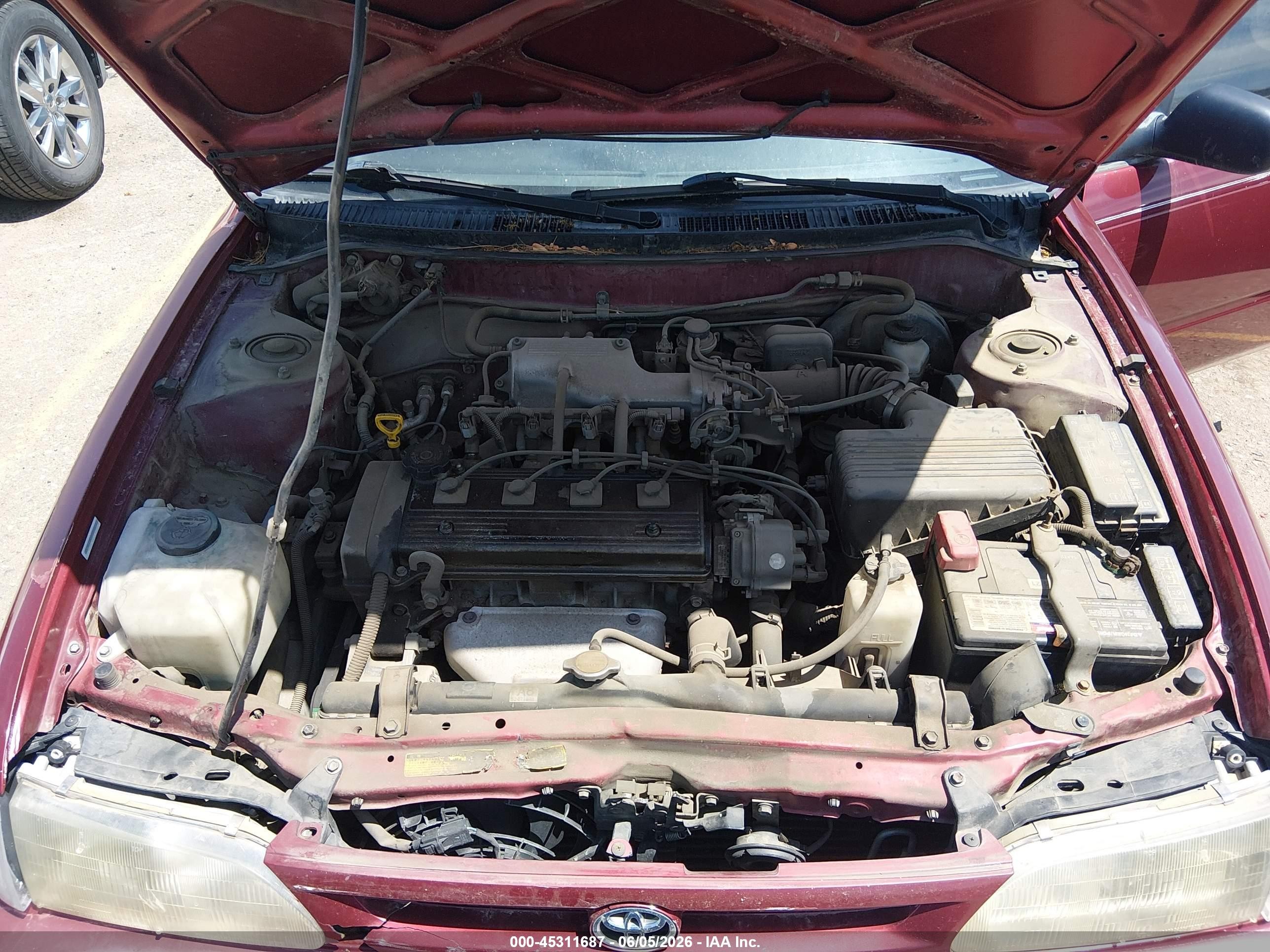 1996 Toyota Corolla   Red vin: 1NXBA02E3TZ383830