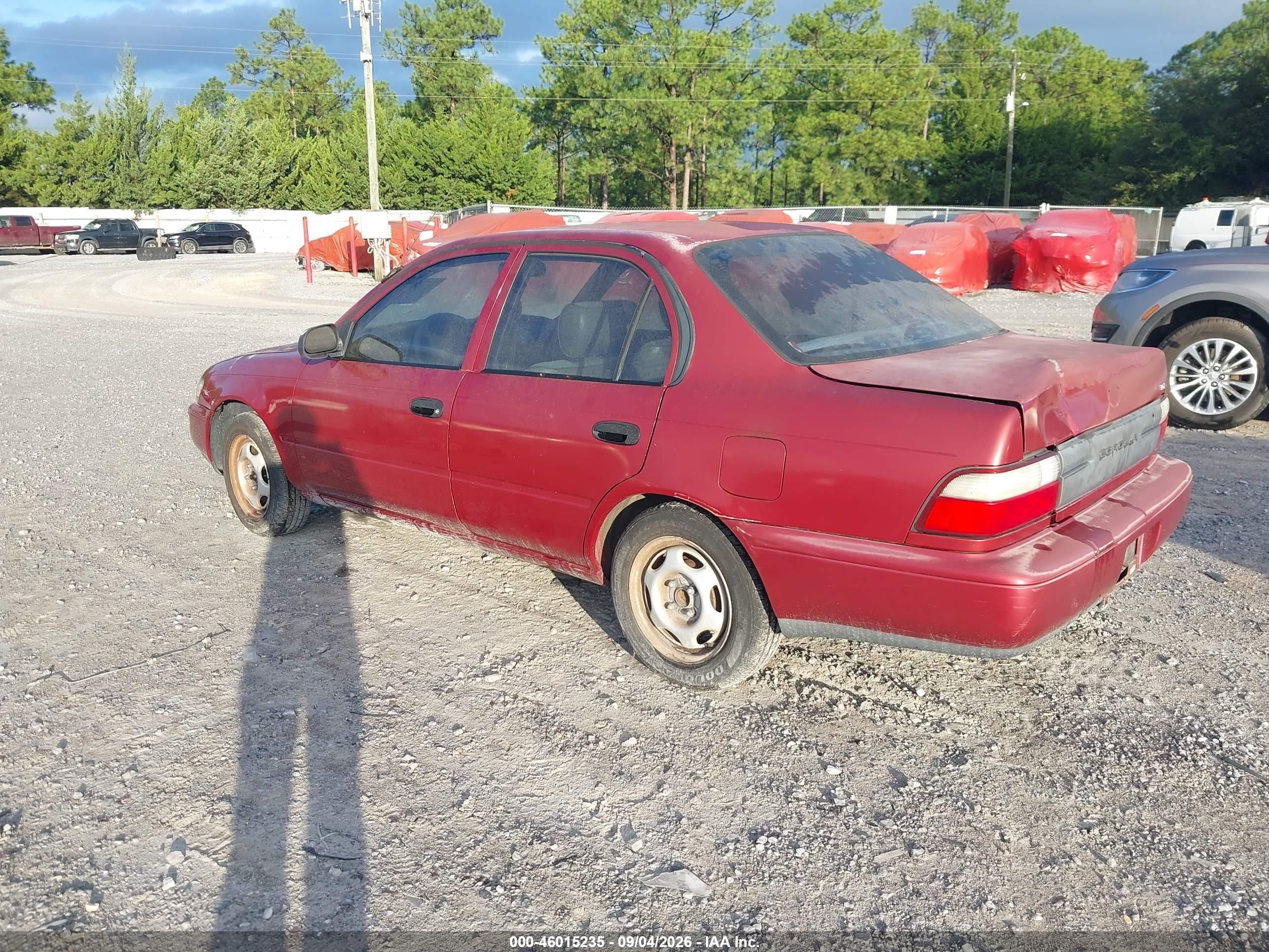 1996 Toyota Corolla   Красный vin: 1NXBA02E3TZ390518