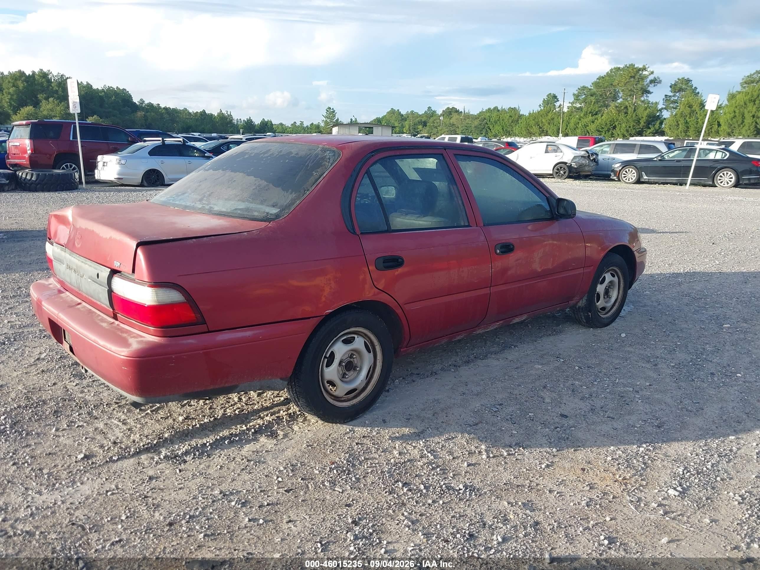 1996 Toyota Corolla   Красный vin: 1NXBA02E3TZ390518