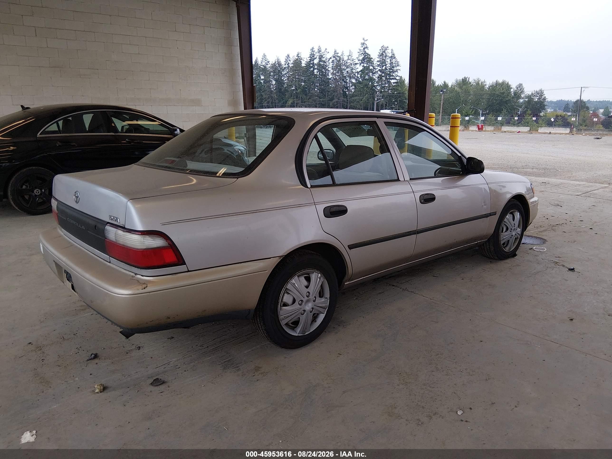 1997 Toyota Corolla Std Gold vin: 1NXBA02E3VZ637992