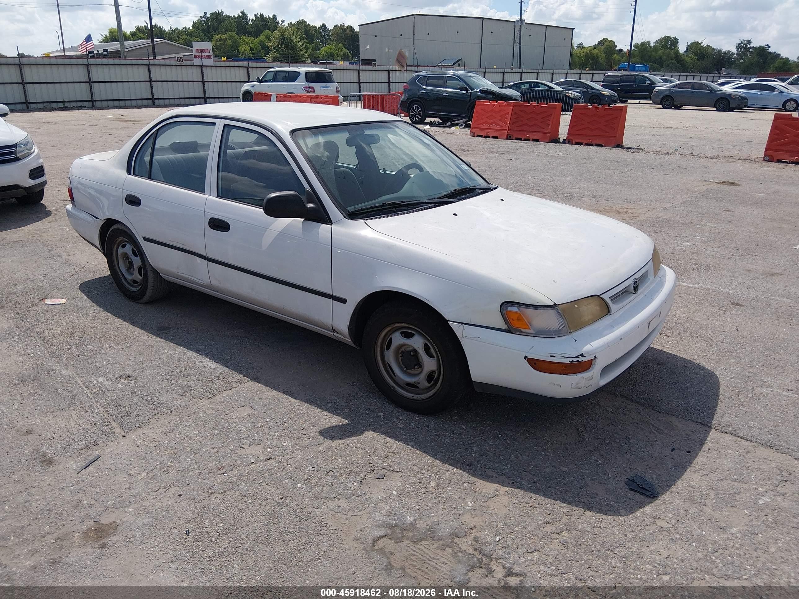 1996 Toyota Corolla   White vin: 1NXBA02E4TZ441833