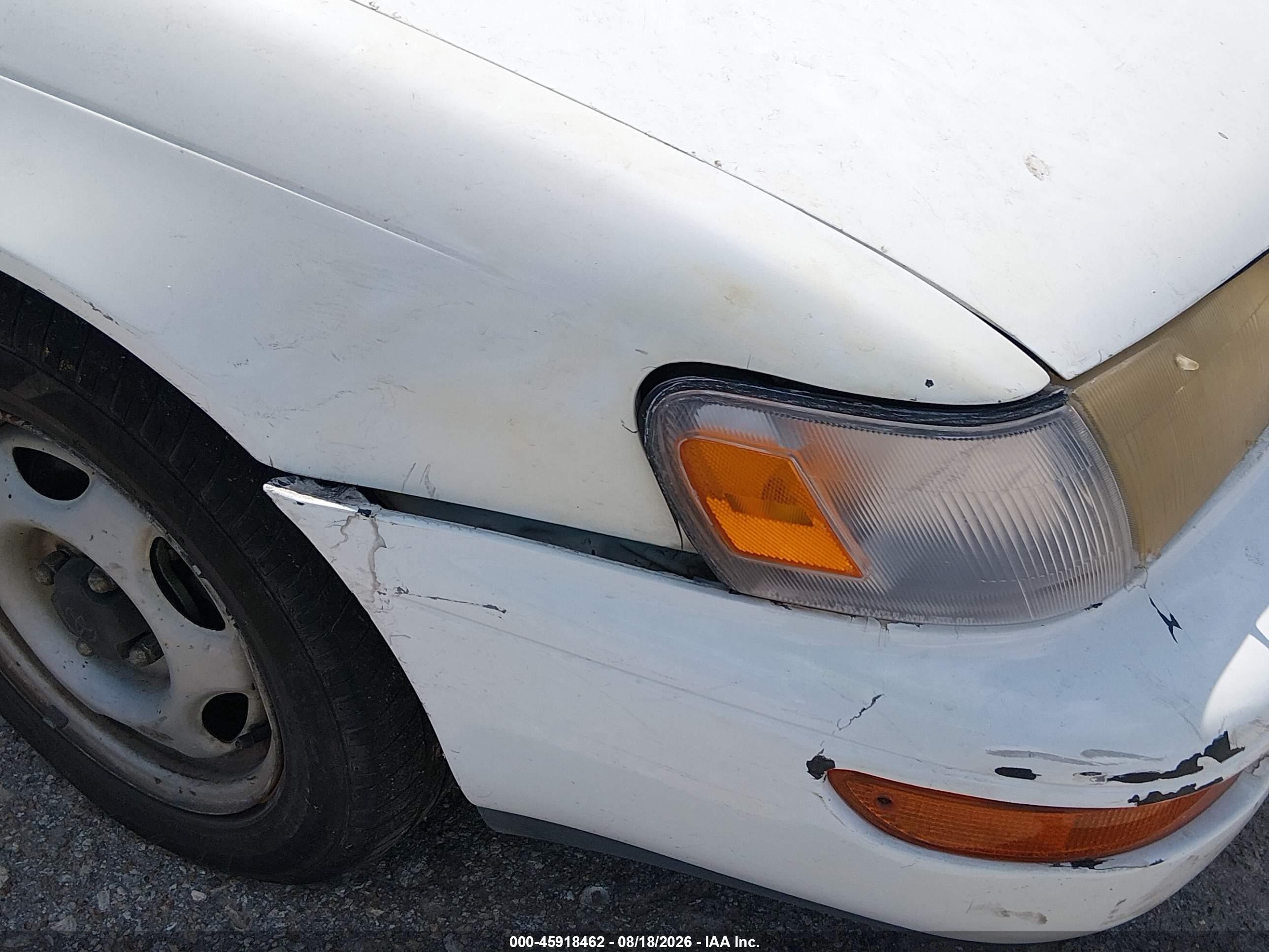 1996 Toyota Corolla   White vin: 1NXBA02E4TZ441833