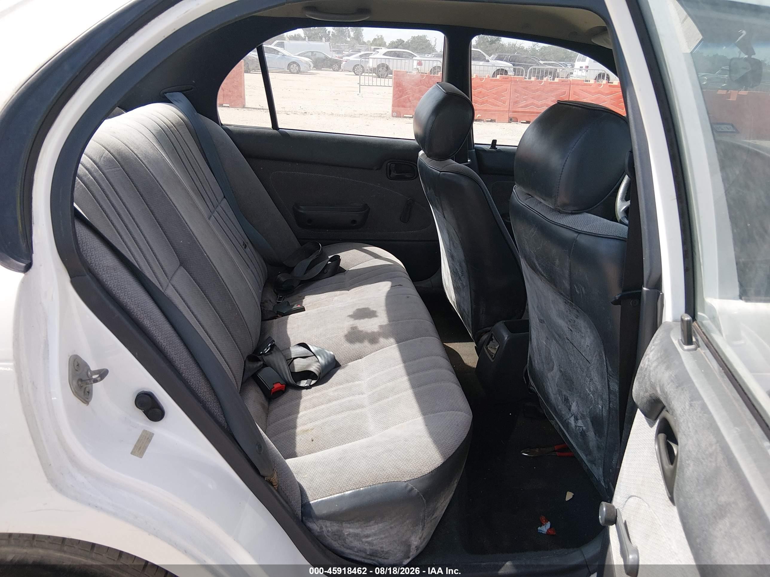 1996 Toyota Corolla   White vin: 1NXBA02E4TZ441833