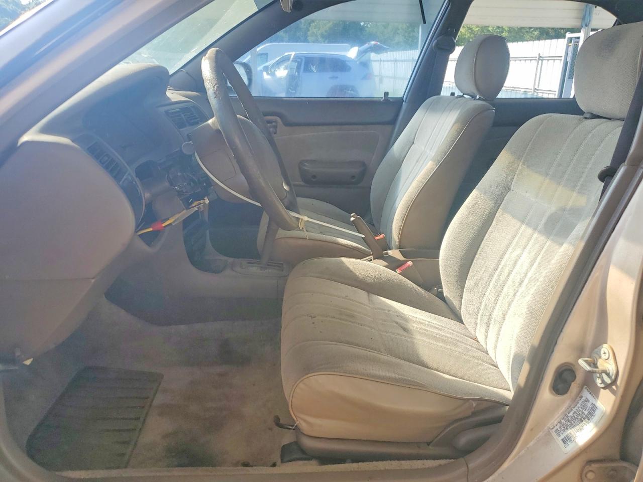1996 Toyota Corolla Base Tan vin: 1NXBA02E5TZ430372