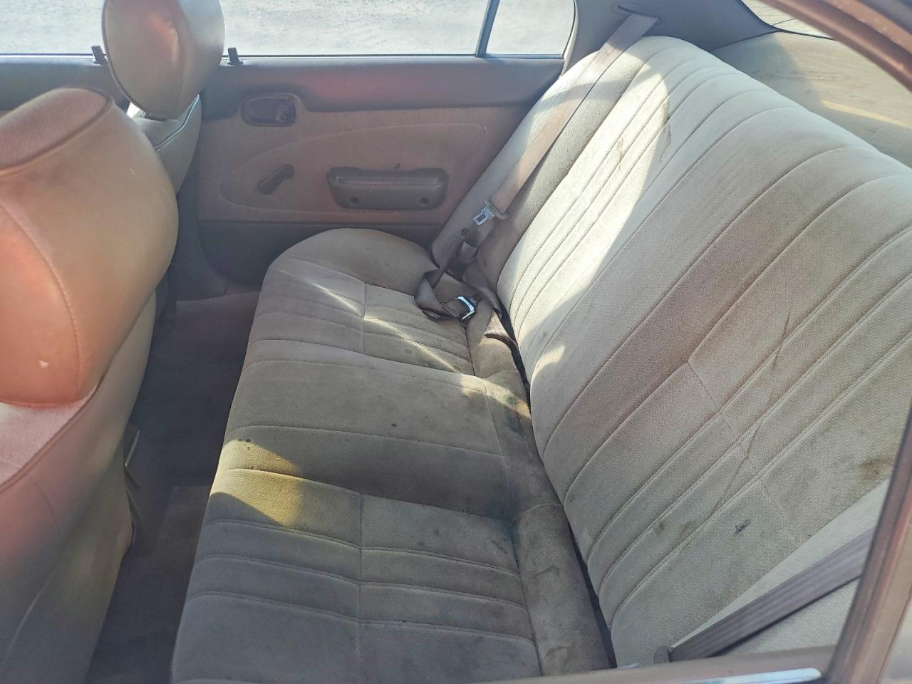 1996 Toyota Corolla Base Tan vin: 1NXBA02E5TZ430372