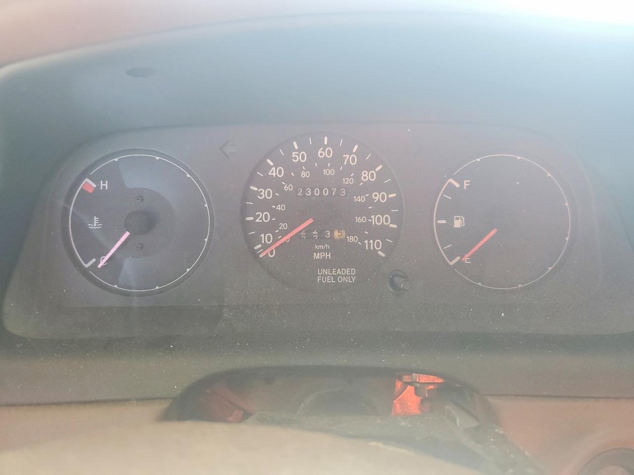 1996 Toyota Corolla Base Tan vin: 1NXBA02E5TZ430372