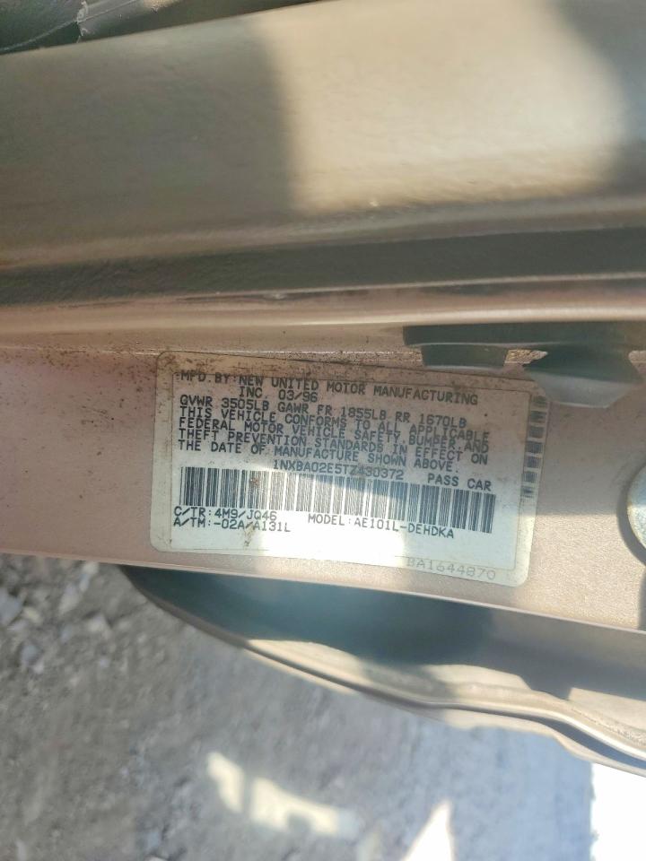 1996 Toyota Corolla Base Tan vin: 1NXBA02E5TZ430372