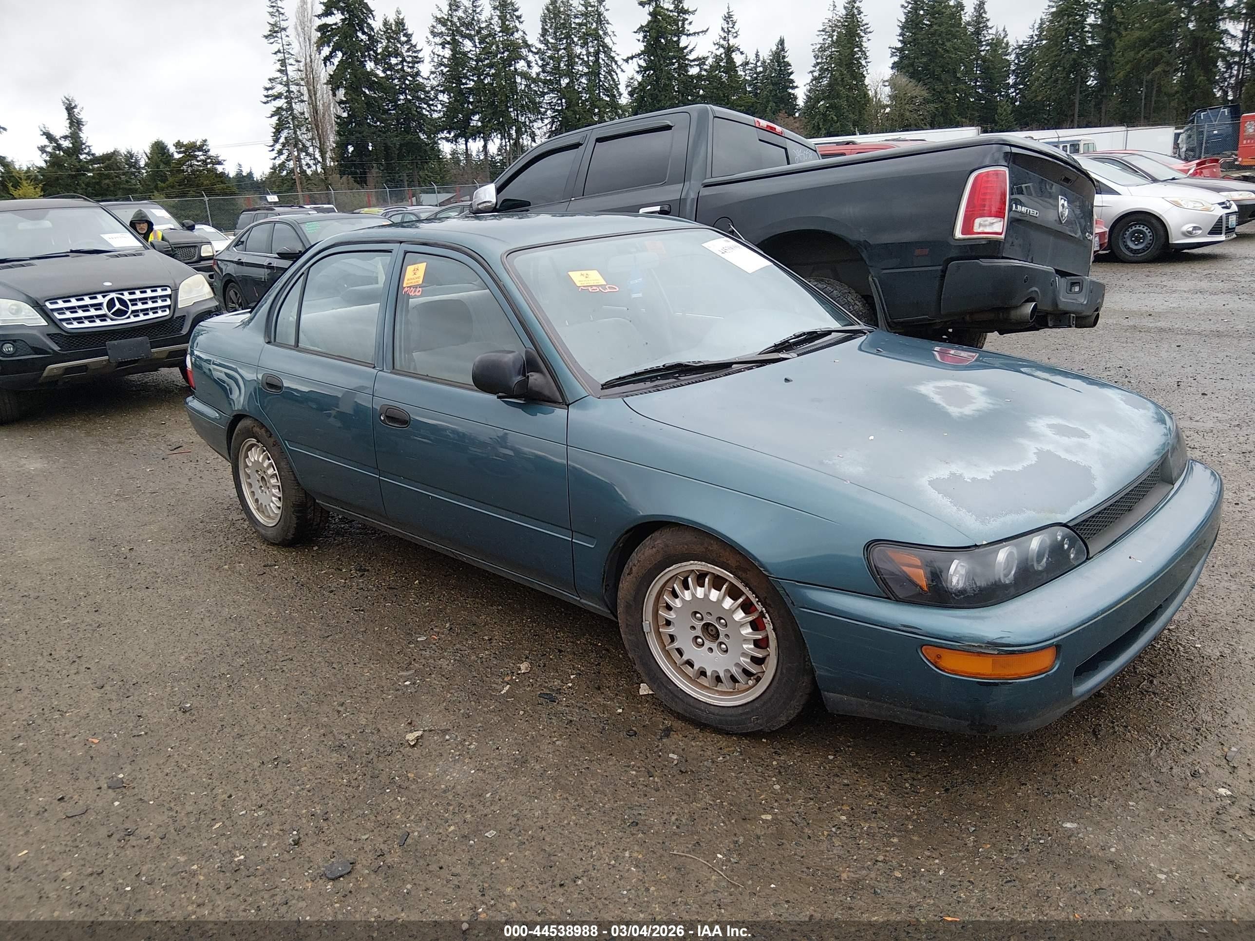 1996 Toyota Corolla   Blue vin: 1NXBA02E6TZ411278