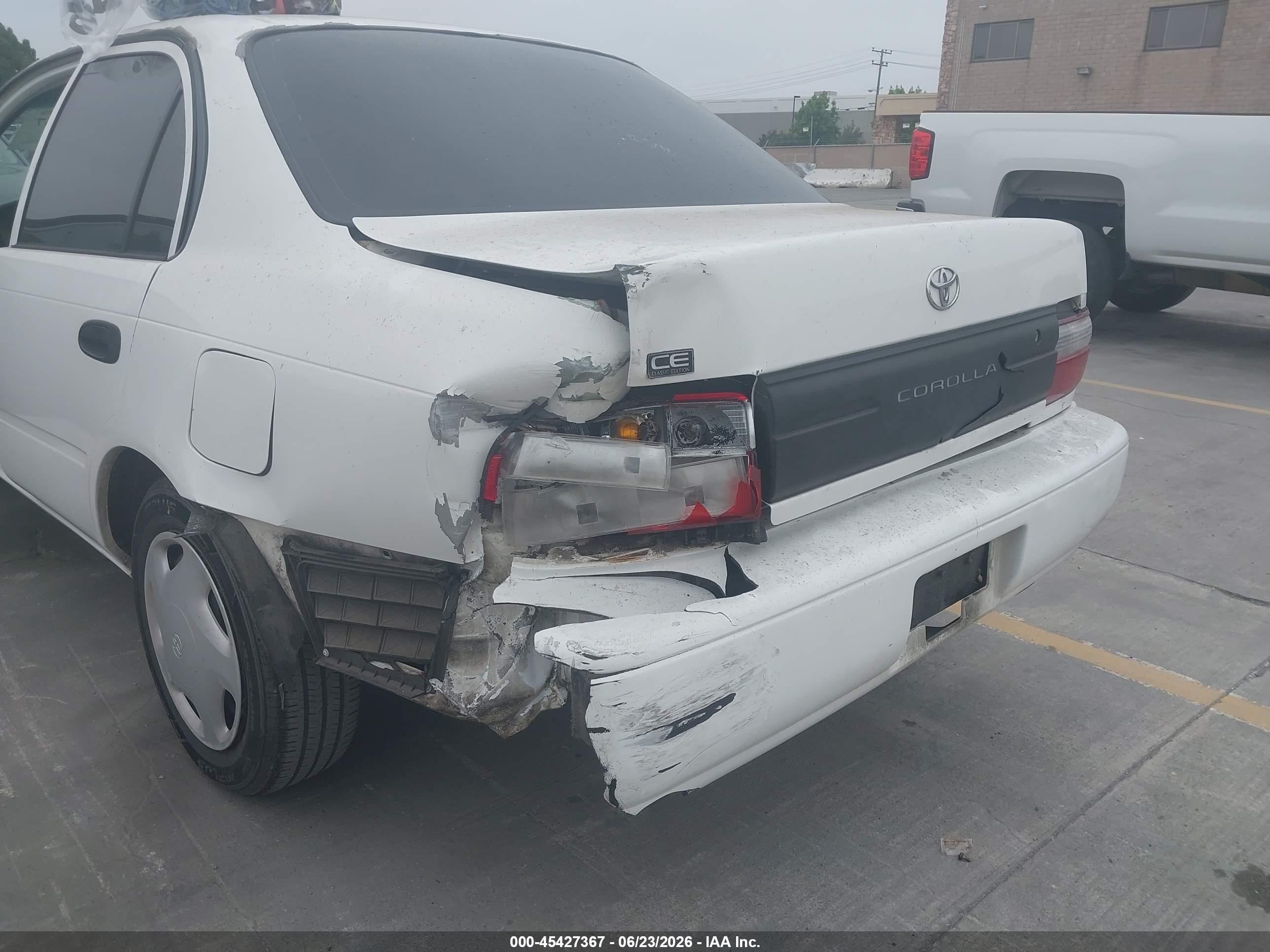 1997 Toyota Corolla Ce White vin: 1NXBA02E6VZ574533
