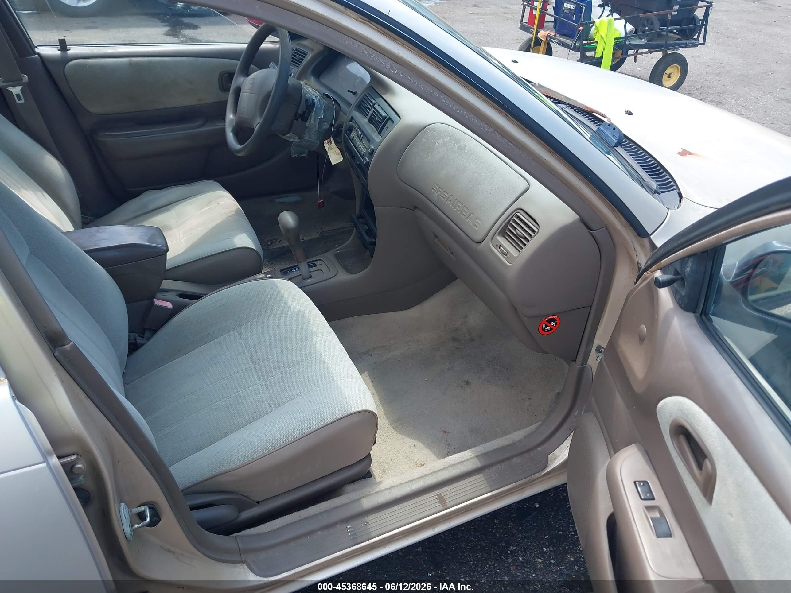 1997 Toyota Corolla Ce Silver vin: 1NXBA02E7VZ547485
