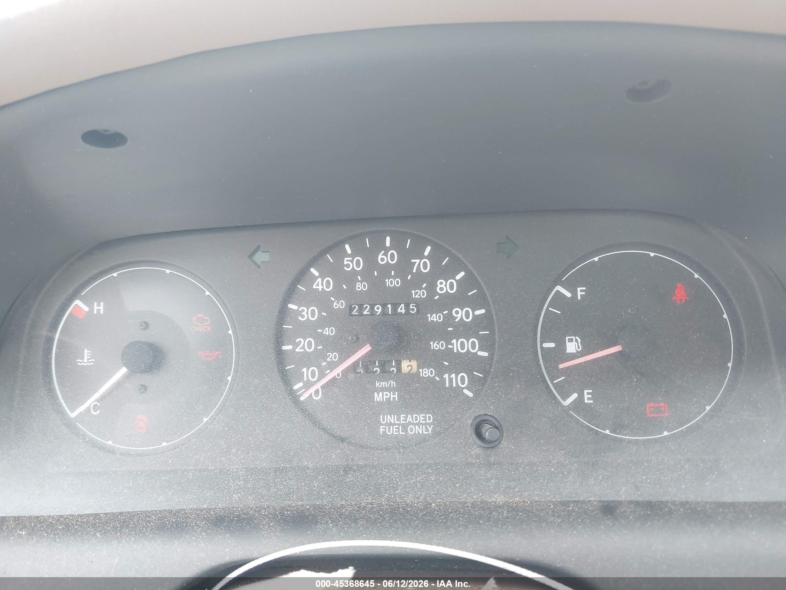 1997 Toyota Corolla Ce Silver vin: 1NXBA02E7VZ547485