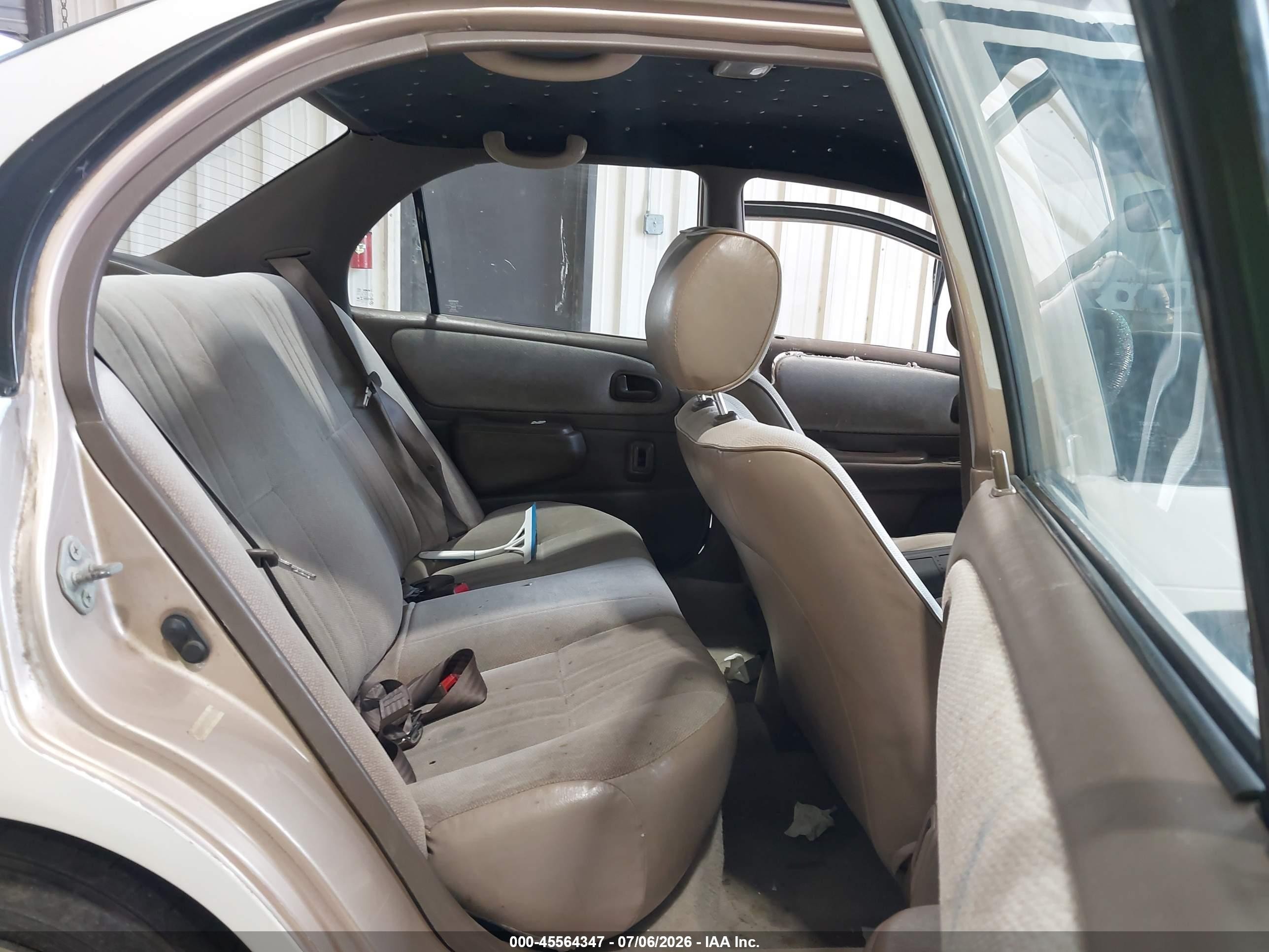 1997 Toyota Corolla Ce White vin: 1NXBA02E7VZ633816