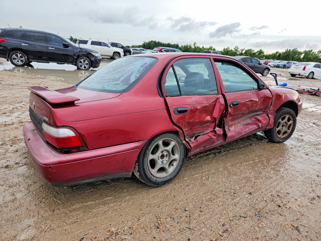 1997 Toyota Corolla Base Red vin: 1NXBA02E8VZ645991