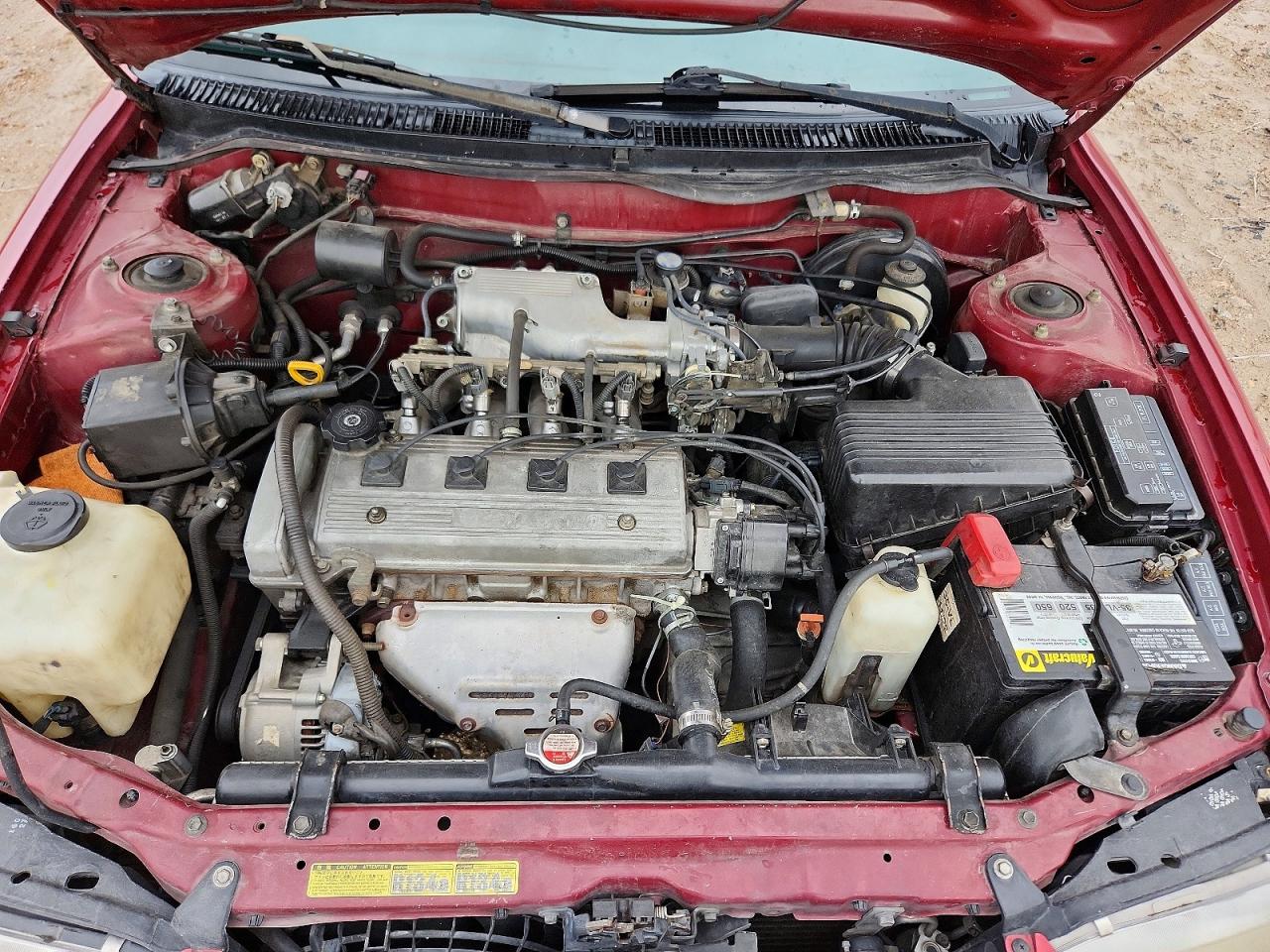 1997 Toyota Corolla Base Red vin: 1NXBA02E8VZ645991