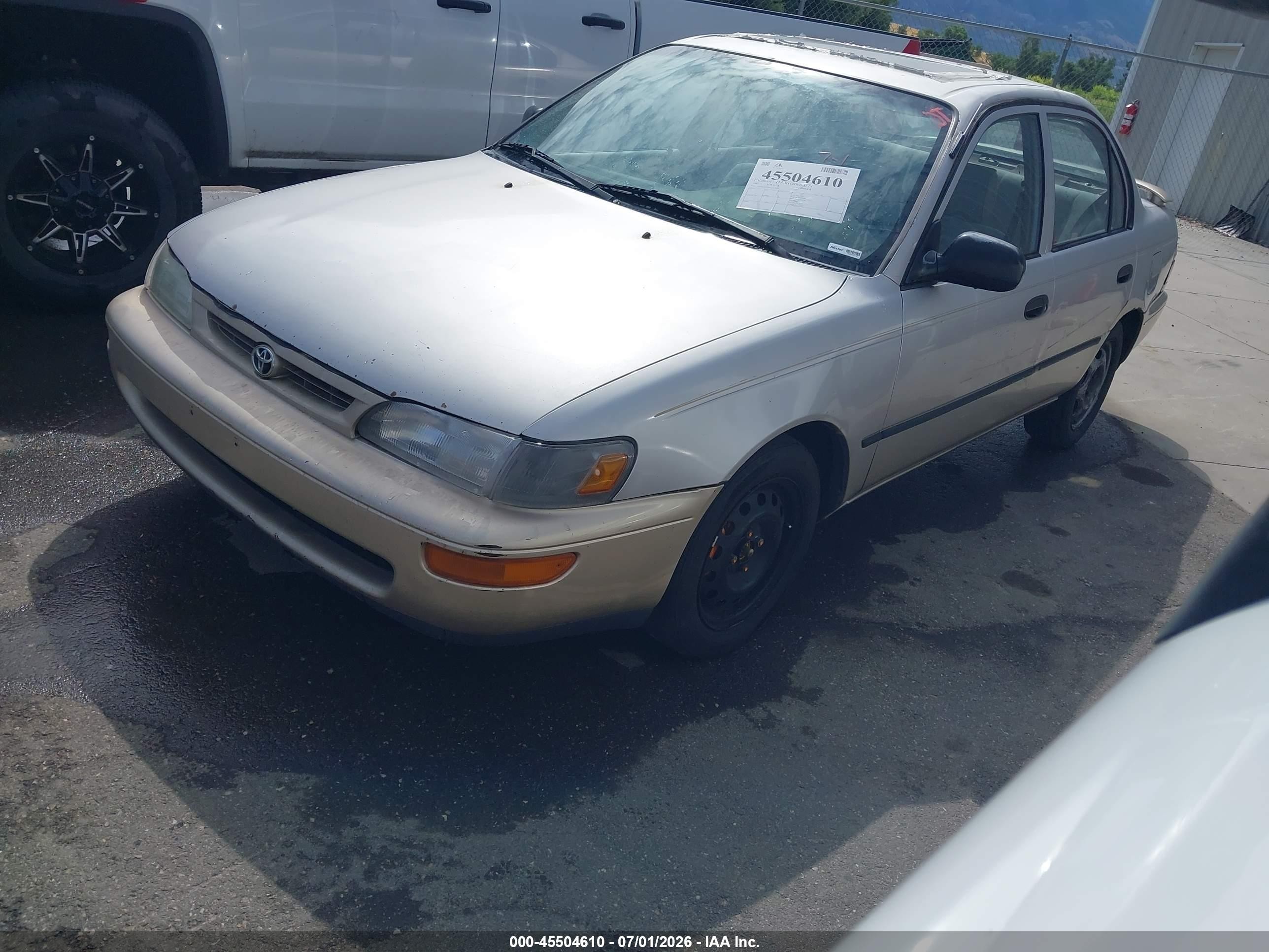 1997 Toyota Corolla Ce Gold vin: 1NXBA02E9VZ547858