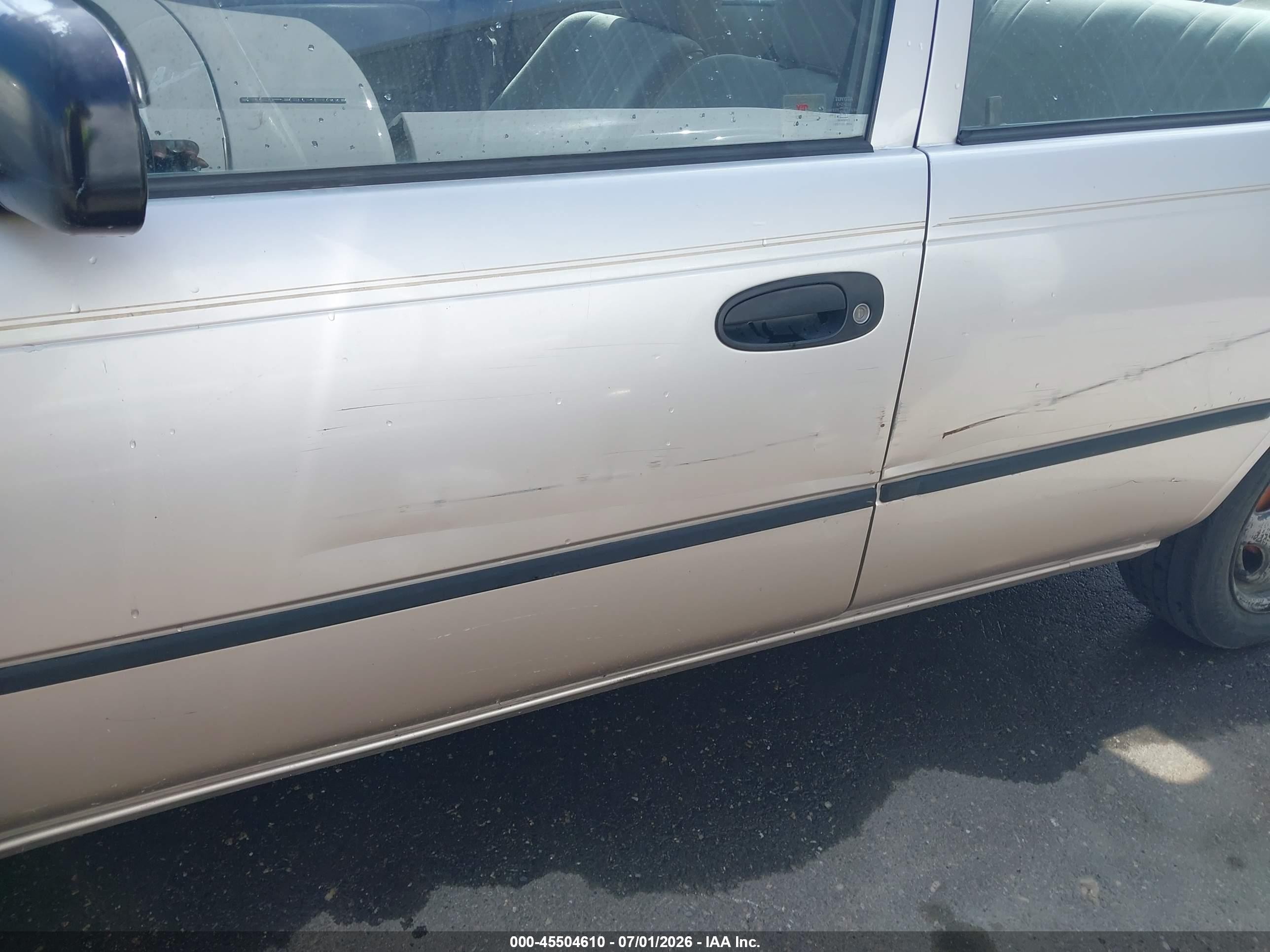 1997 Toyota Corolla Ce Gold vin: 1NXBA02E9VZ547858