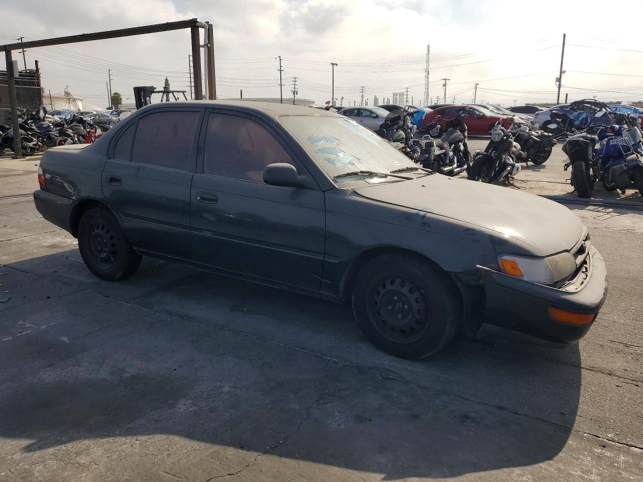 1997 Toyota Corolla Base Green vin: 1NXBA02E9VZ654473