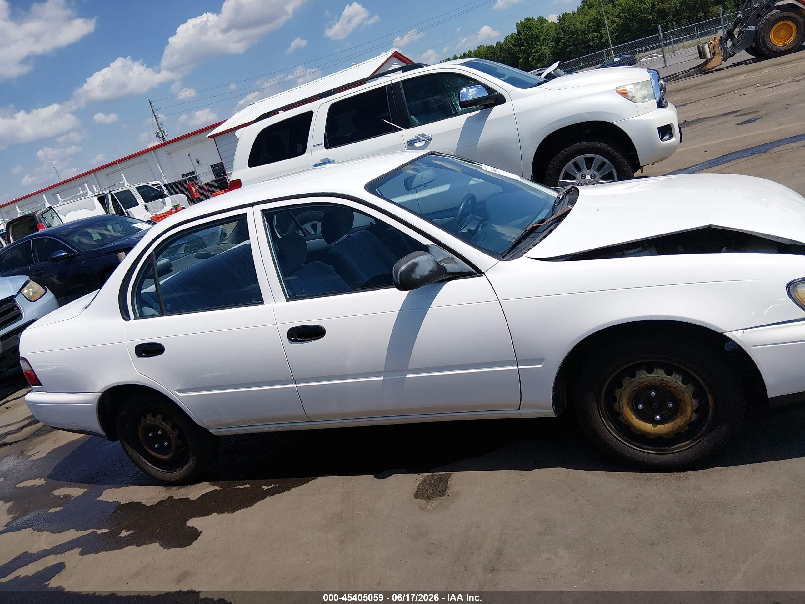 1997 Toyota Corolla Ce White vin: 1NXBA02E9VZ661617