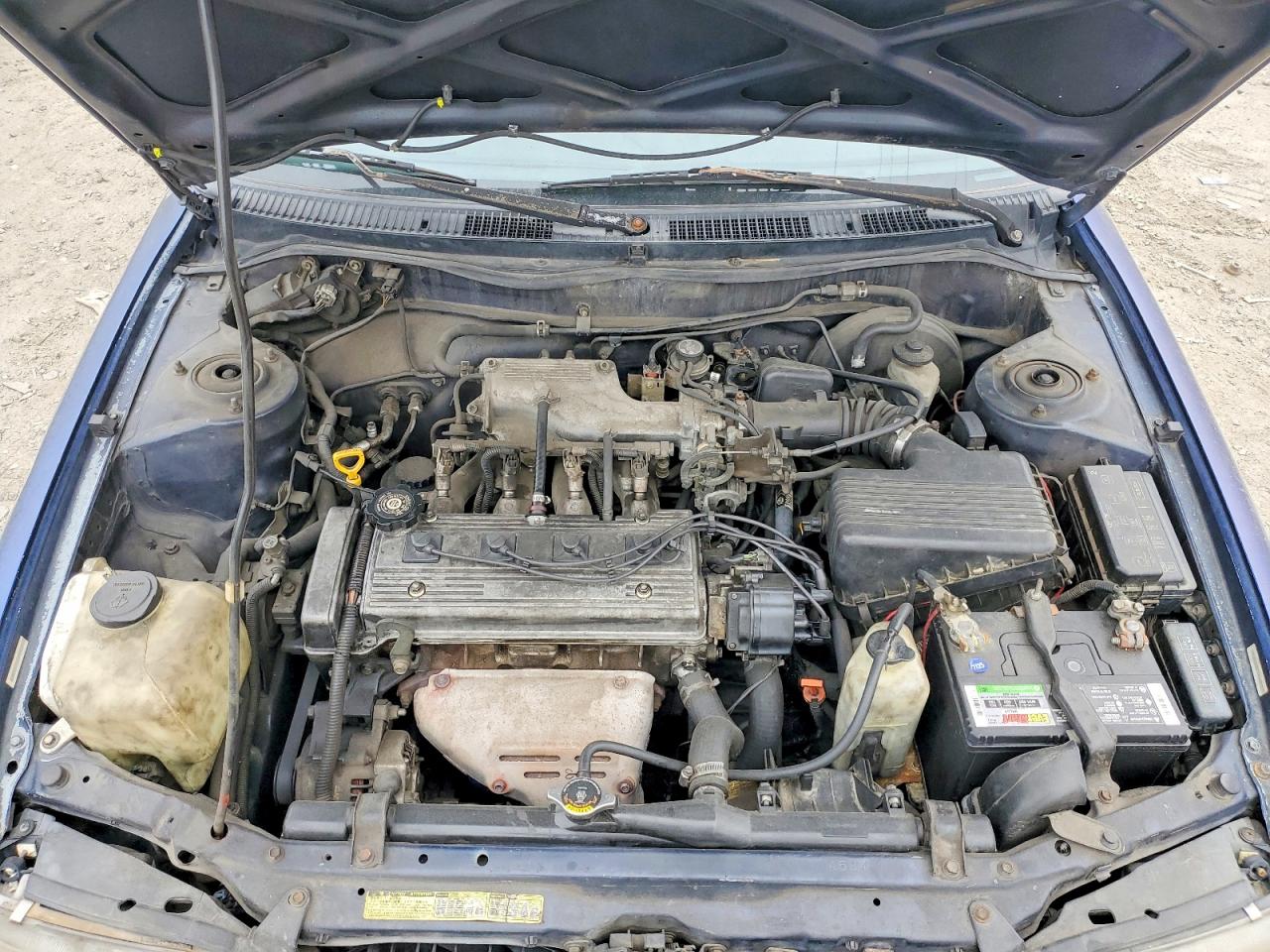 1997 Toyota Corolla Base Blue vin: 1NXBA02EXVZ558772